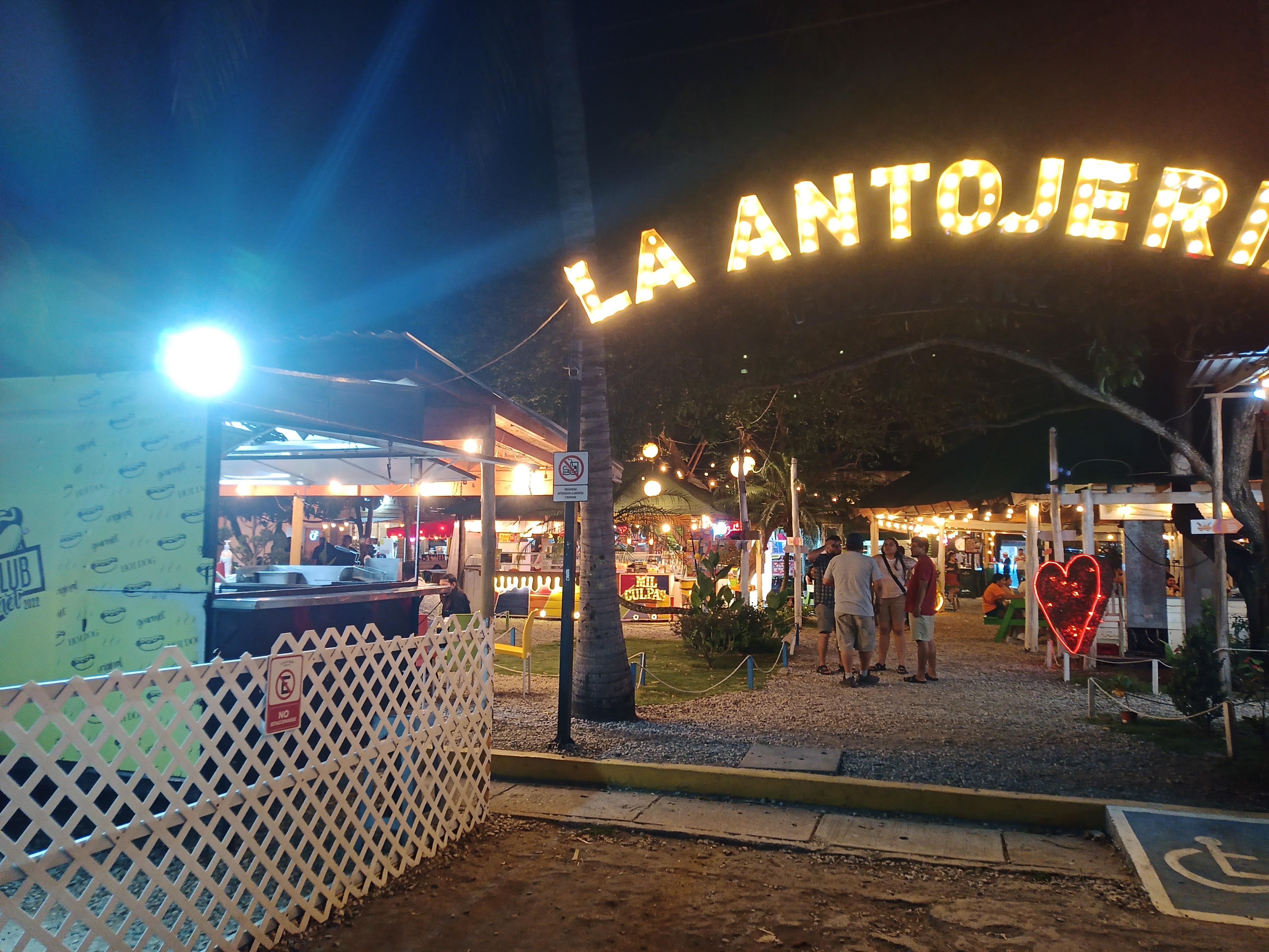 El Tio Koshy Birria & Tacos suc. antojeria foodpark image 3