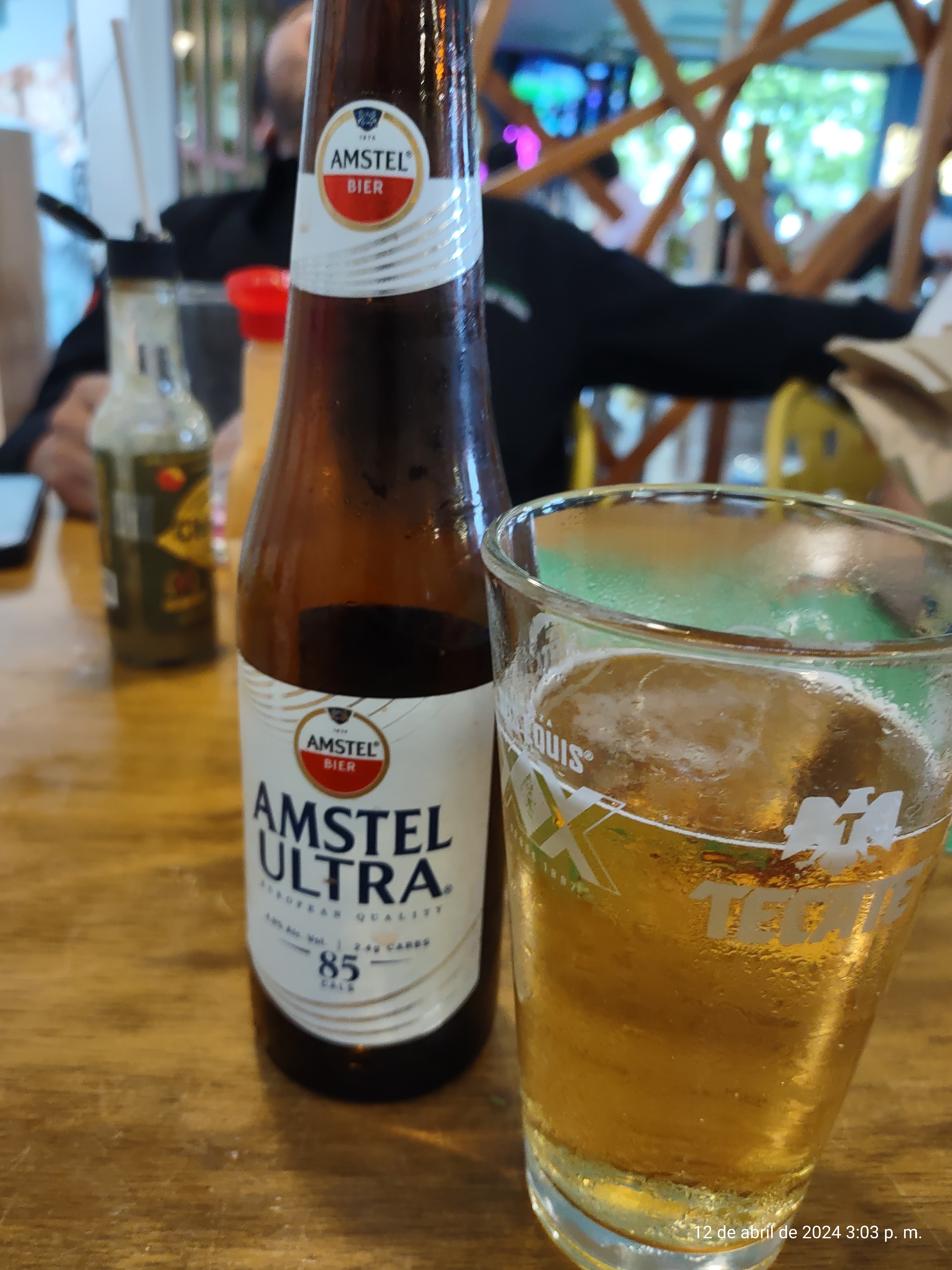 La Chela Marisquería image 9