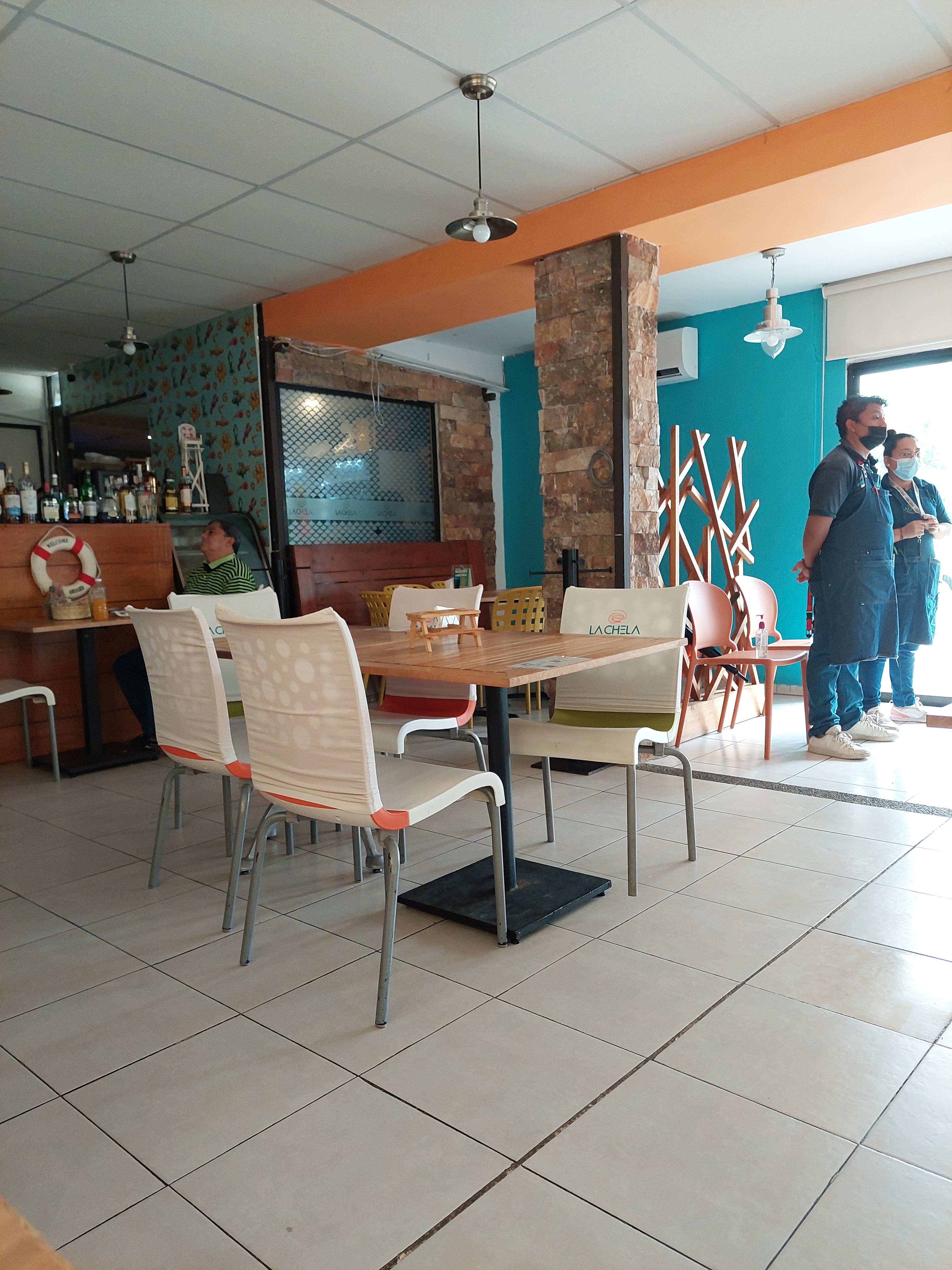 La Chela Marisquería image 10