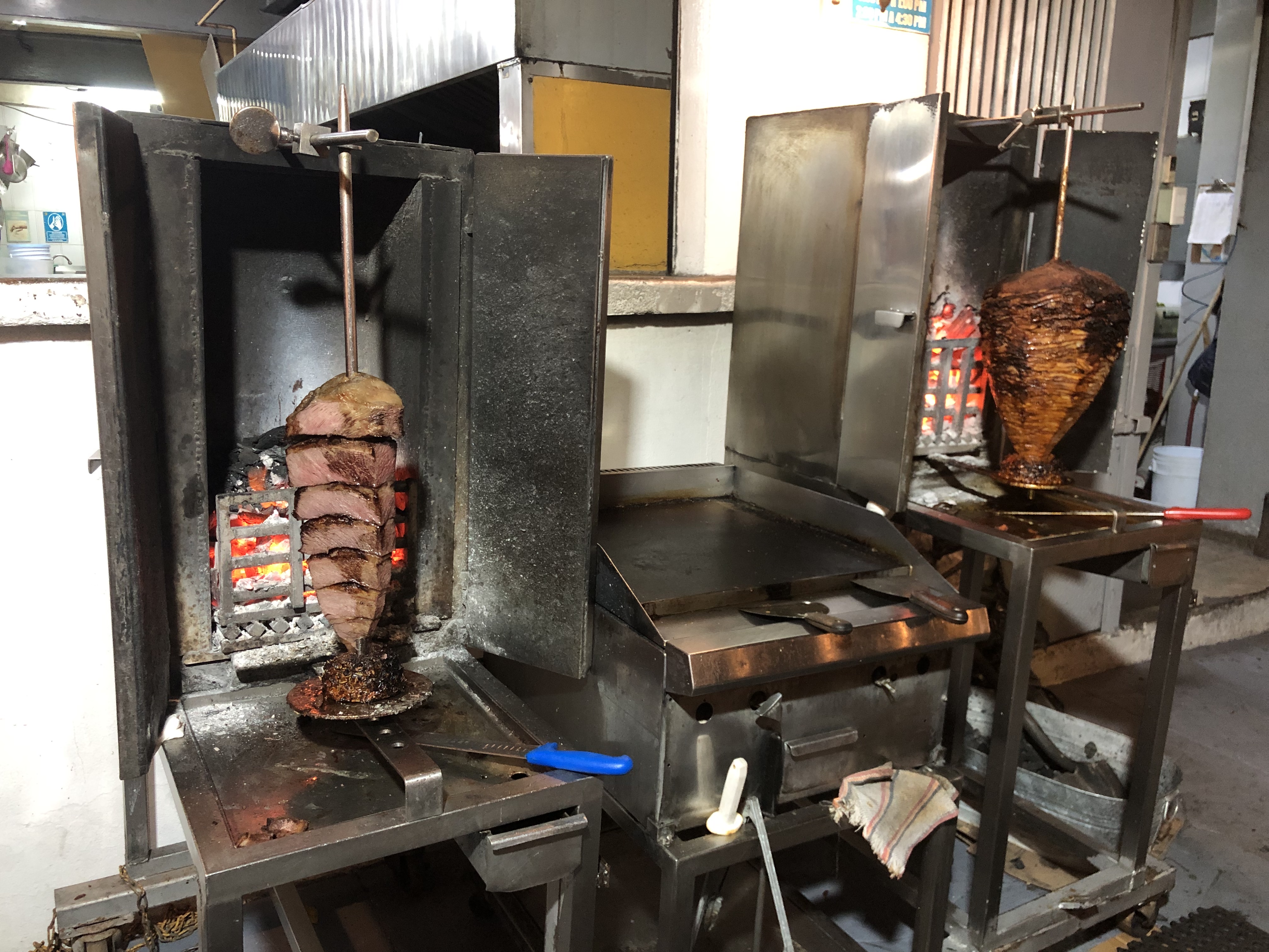 Los Tacos y Pizzas de La Estancia image 3