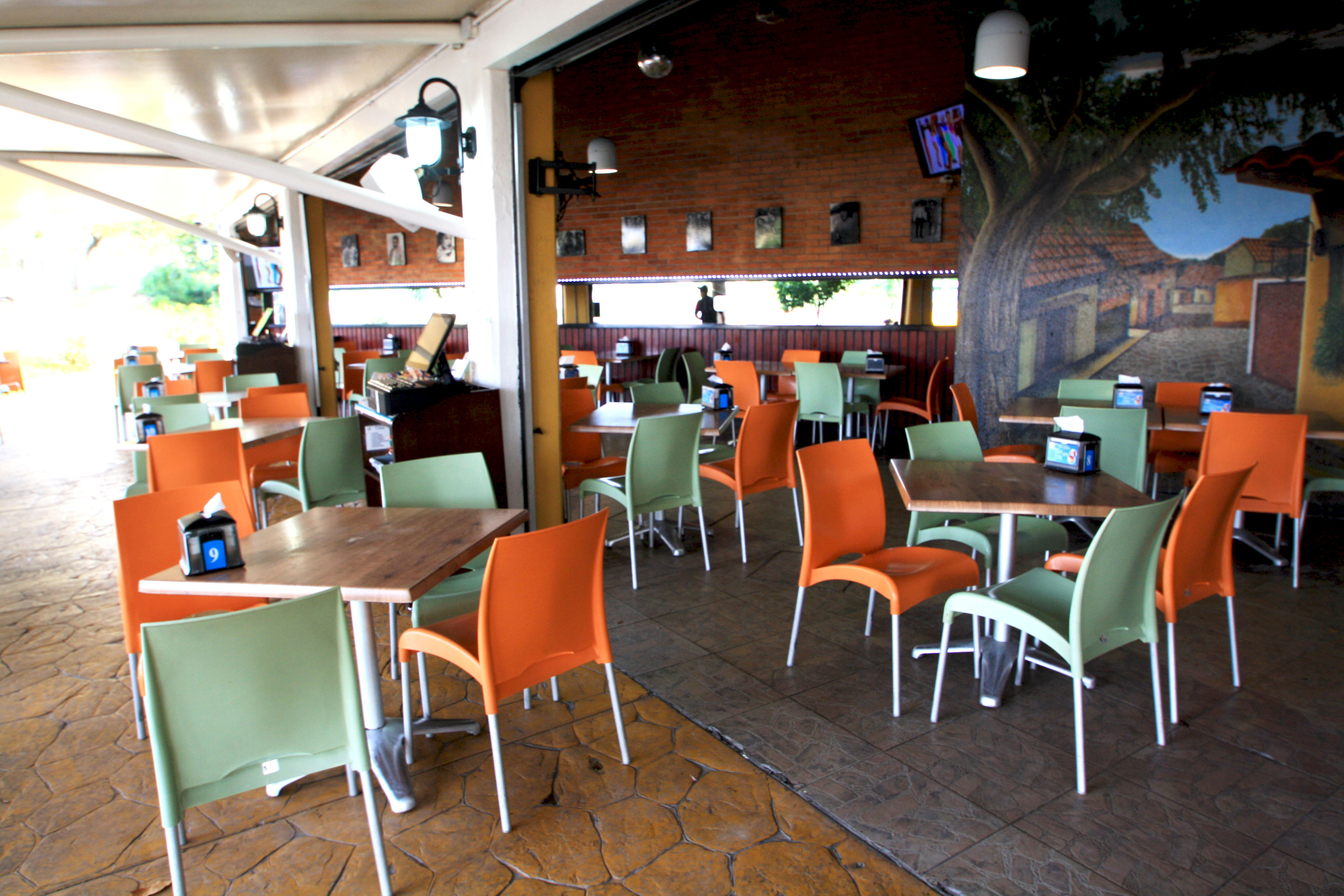 Los Tacos y Pizzas de La Estancia image 9