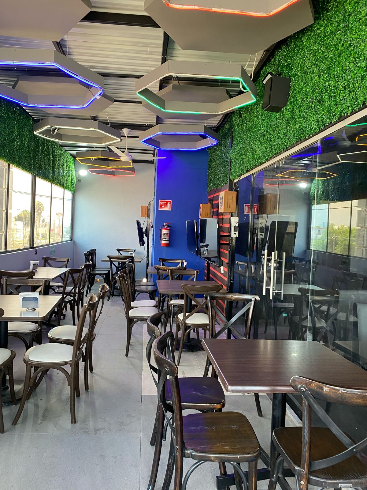 Arcade Restaurant Game Familiar image 8