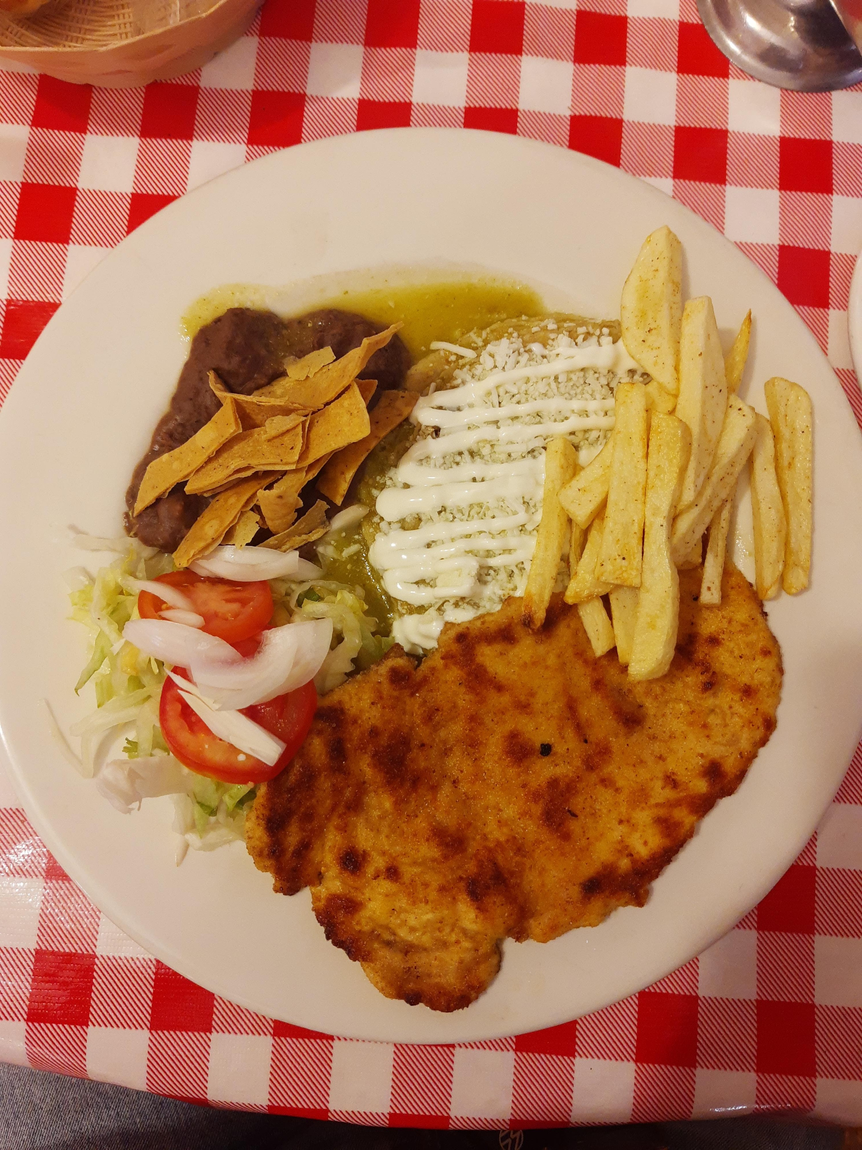 Ronny Cafe Restaurant image 2