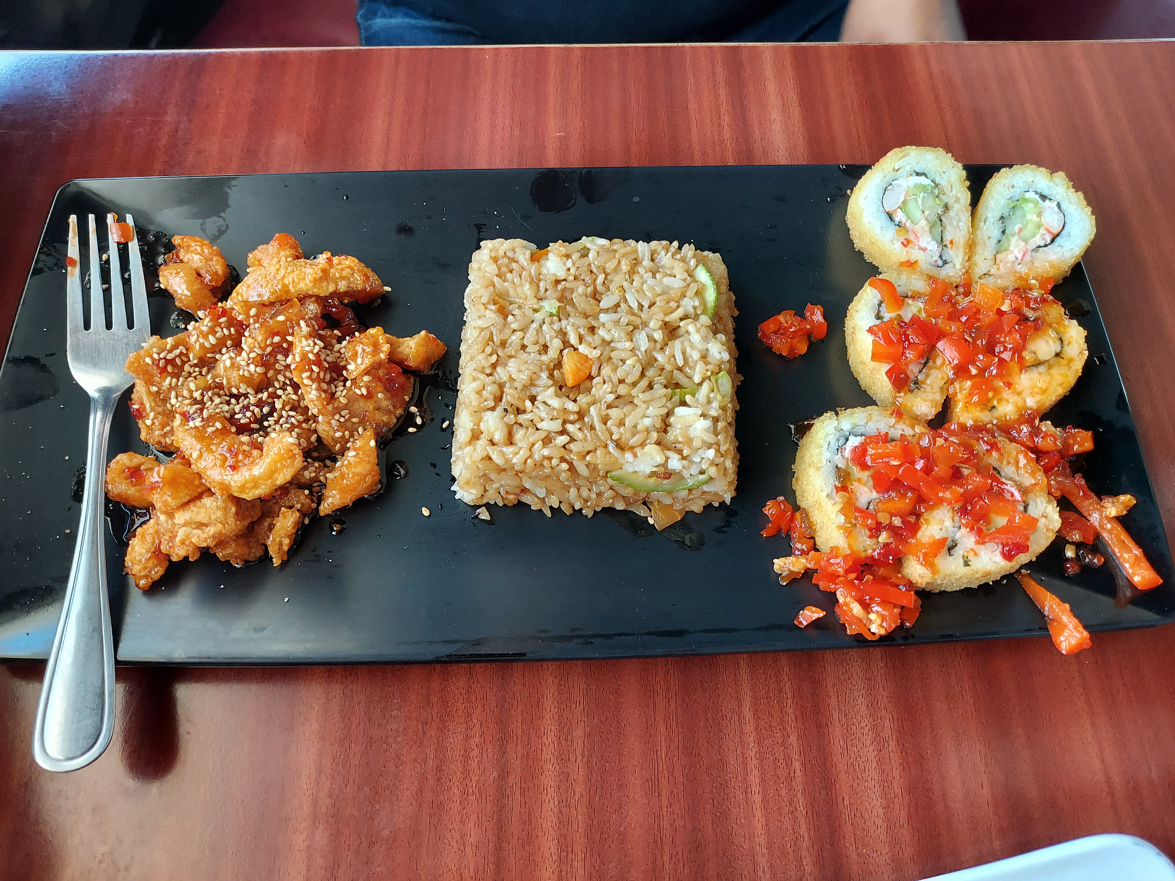 Tabu Sushi Los Mochis image 8