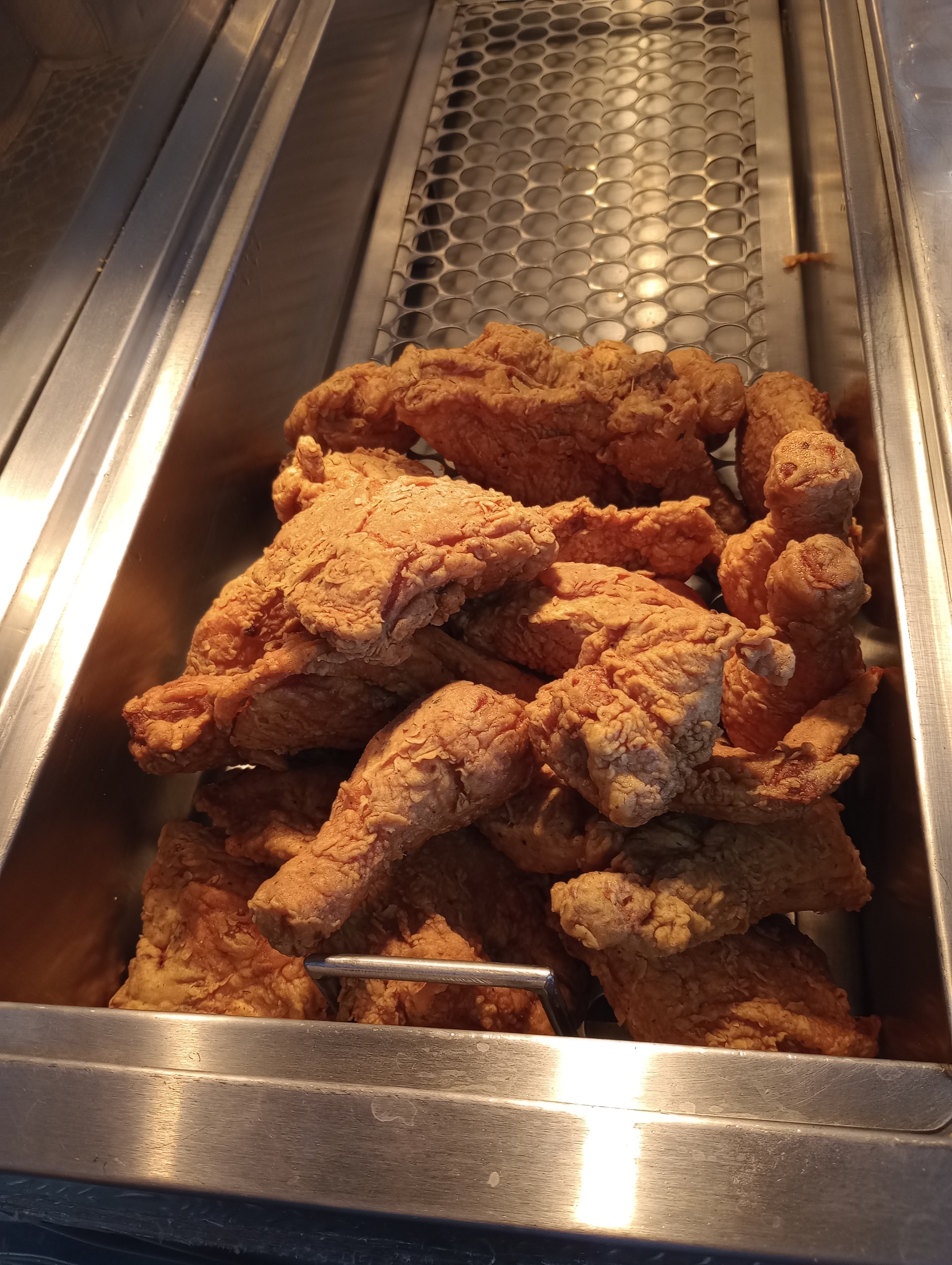 Los Pepe's Chicken Box & BBQ image 2