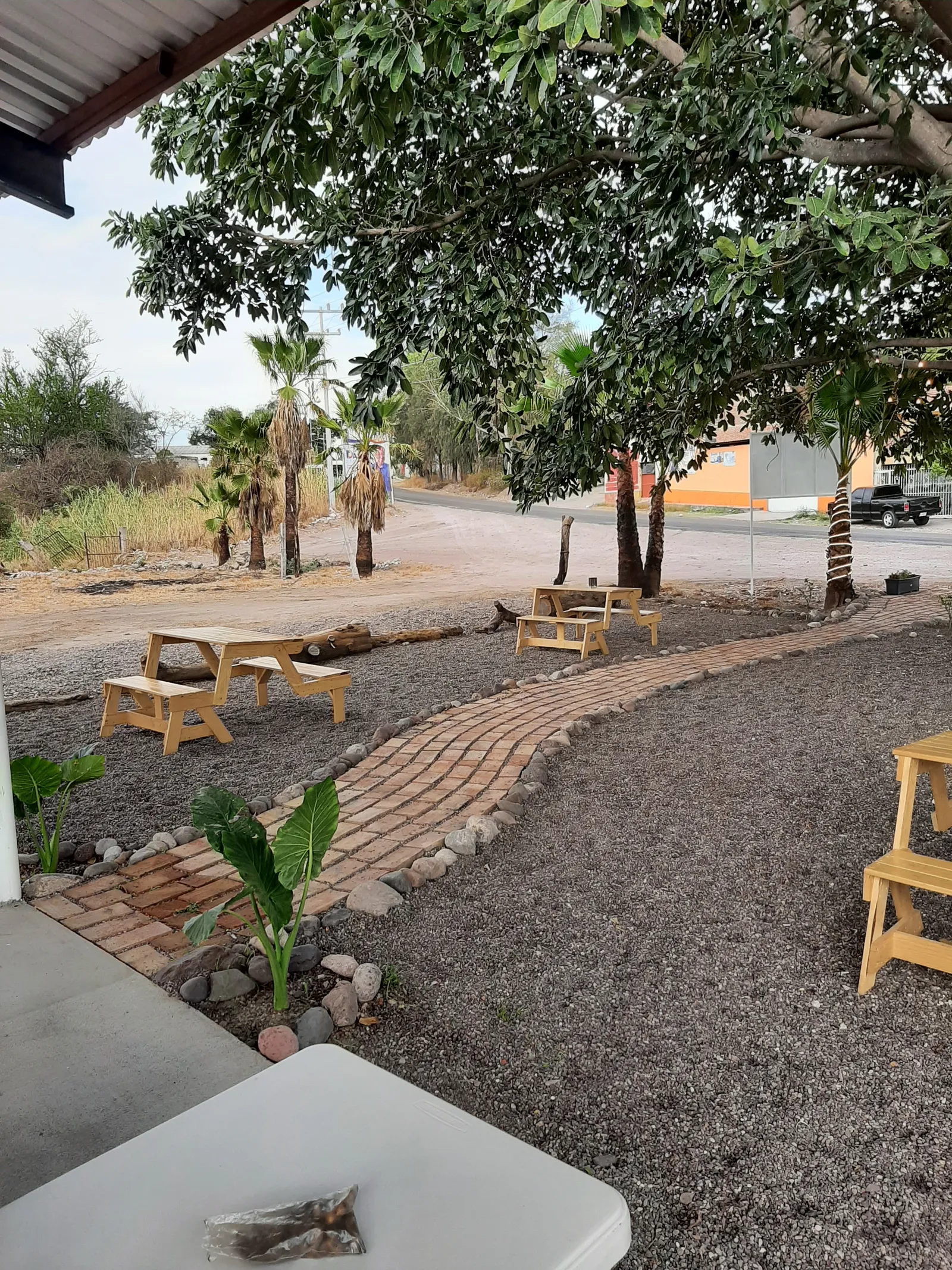 Los Pepe's Chicken Box & BBQ image 6