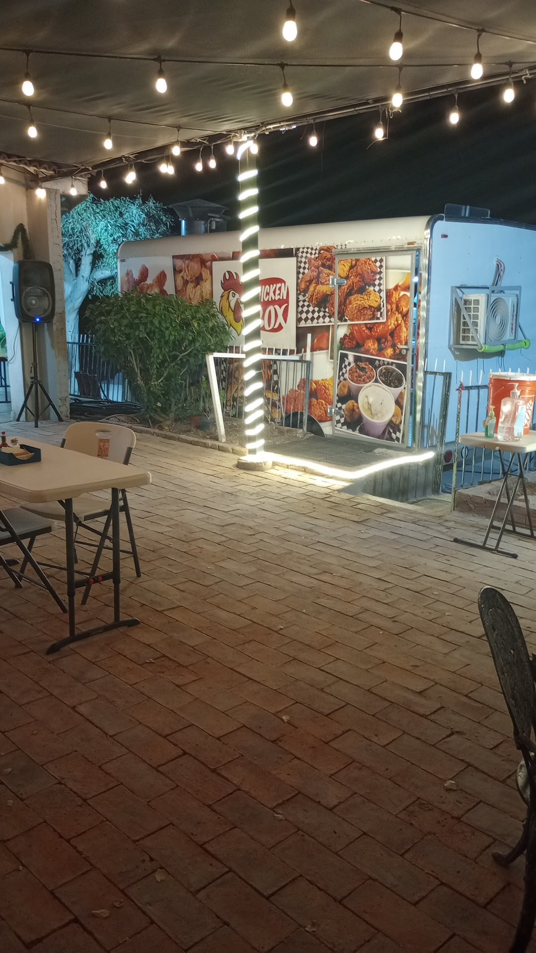 Los Pepe's Chicken Box & BBQ image 9