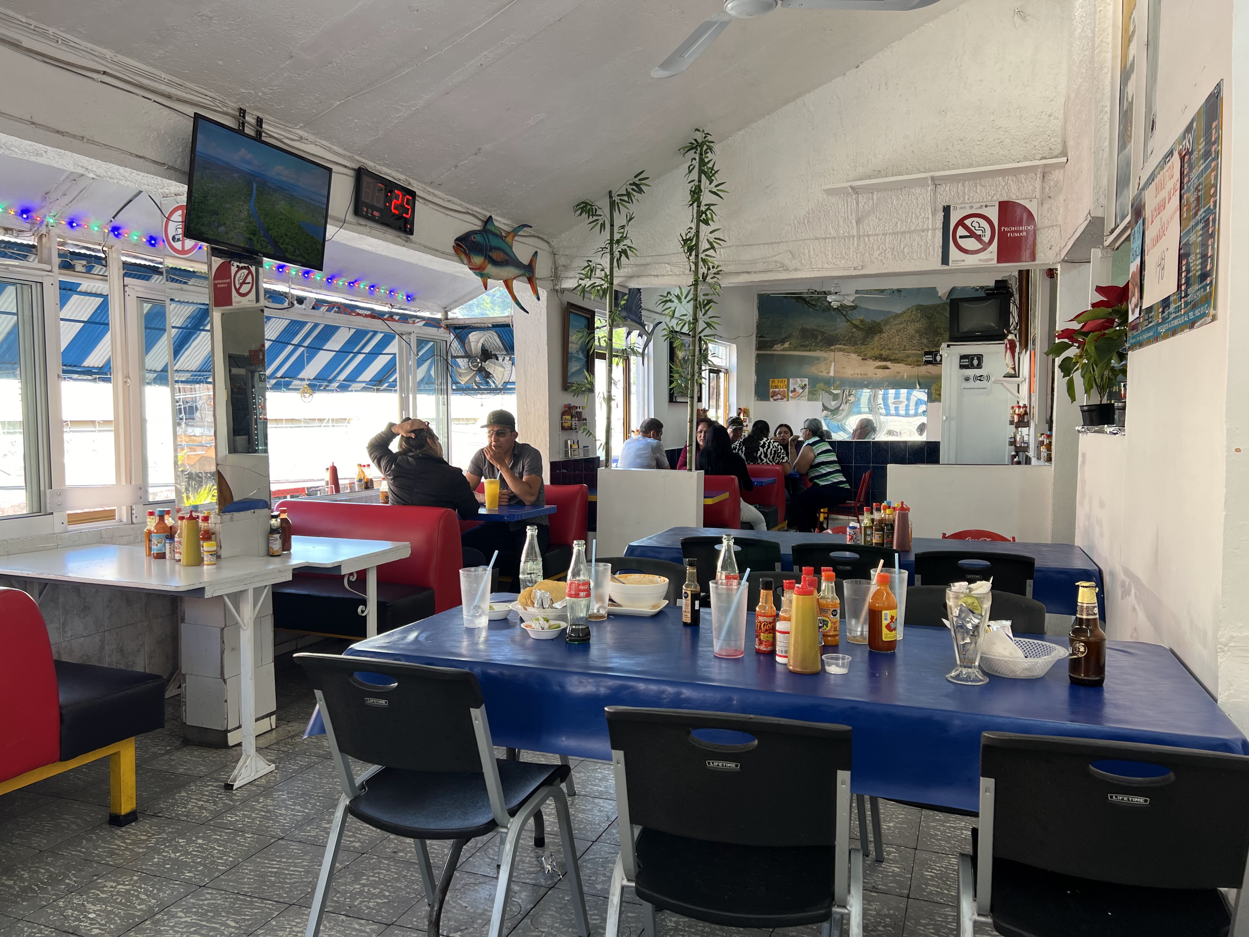 Mariscos "El Mazky" image 6