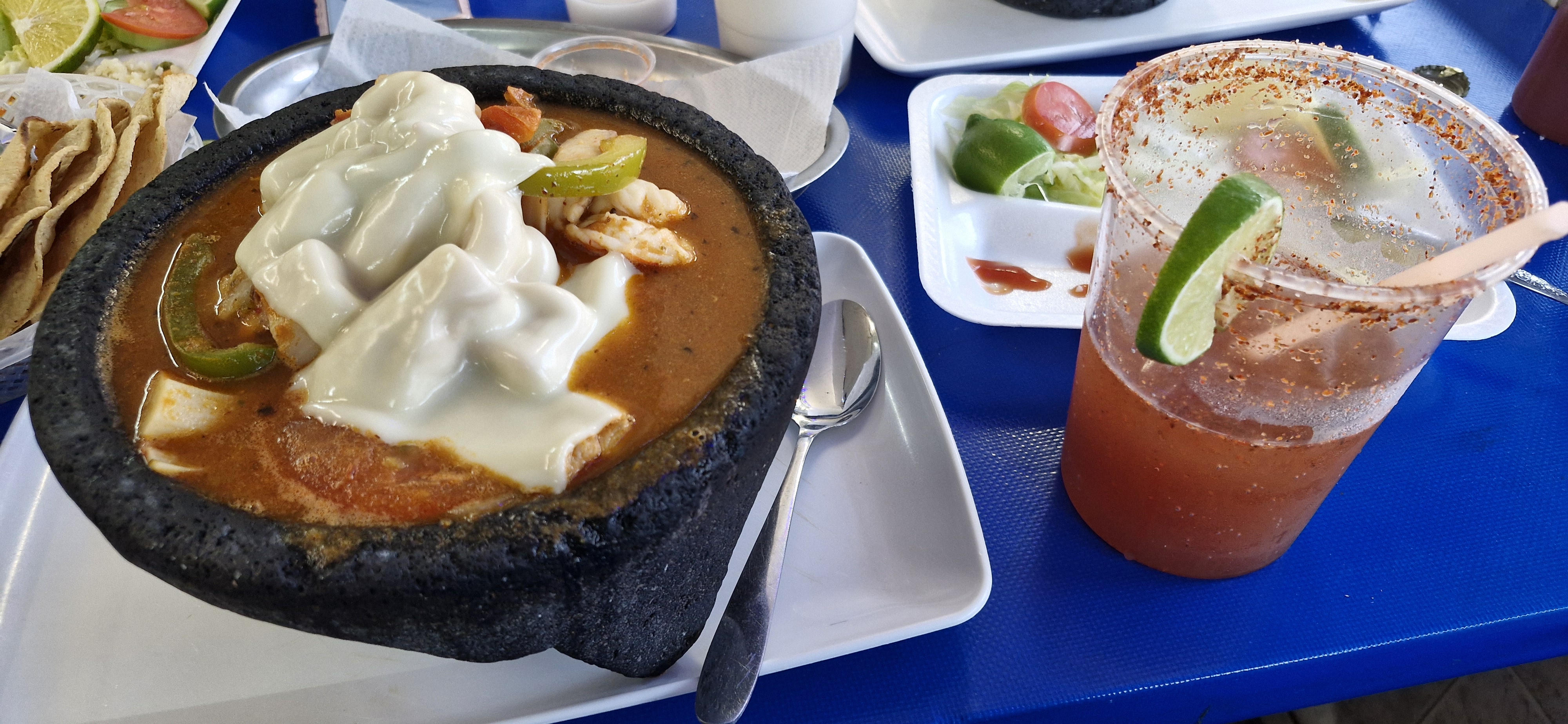 Mariscos "El Mazky" image 10