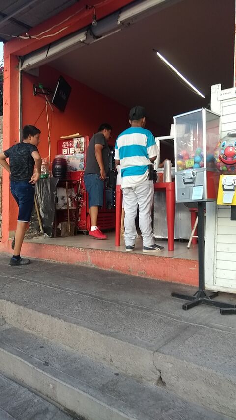 Tacos "El Piojos" image 1