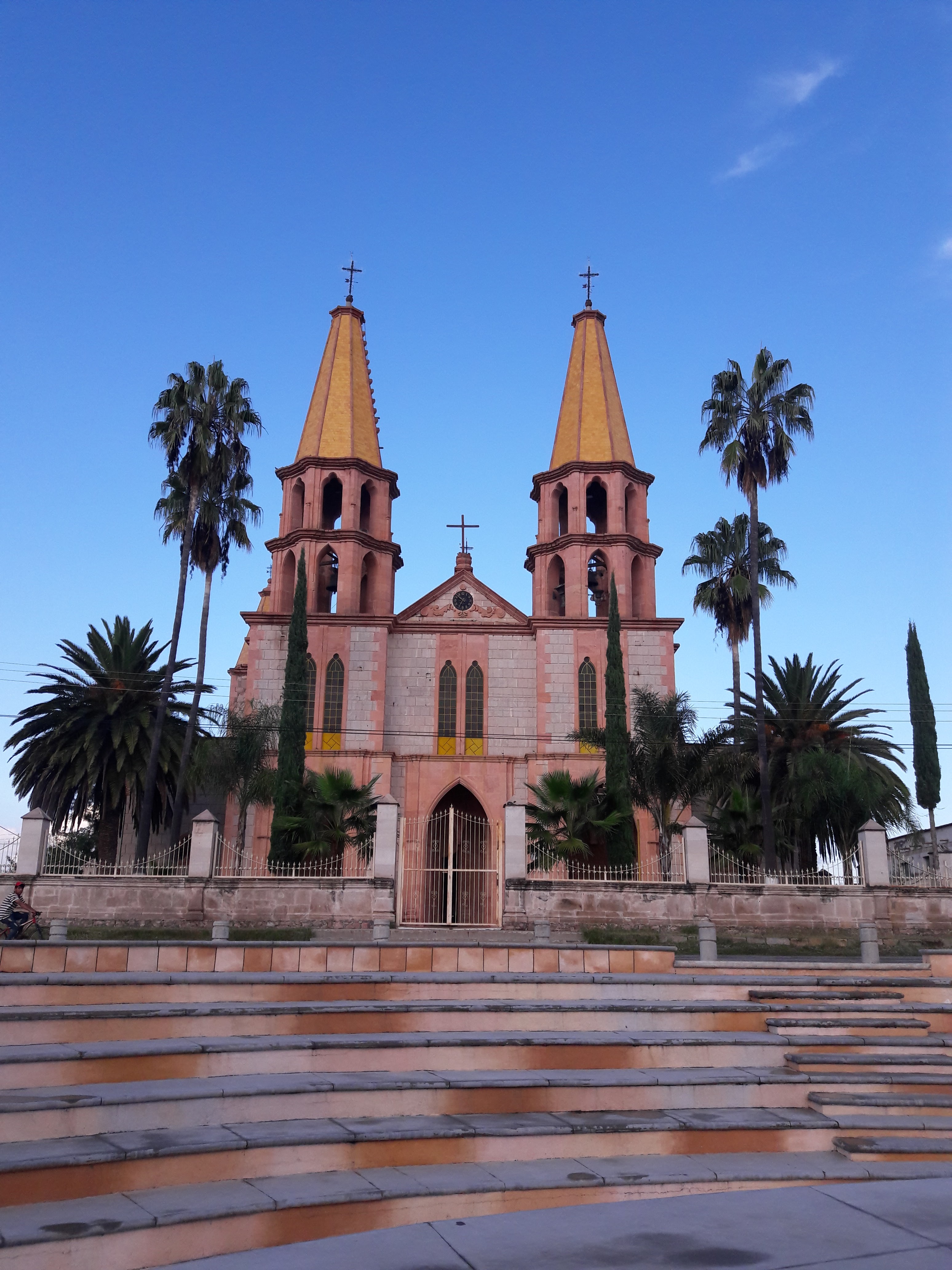 Loncheria Moreno's image 1