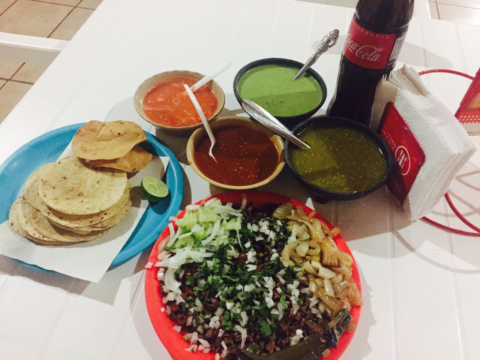 Taquería "El Bigotes" image 3
