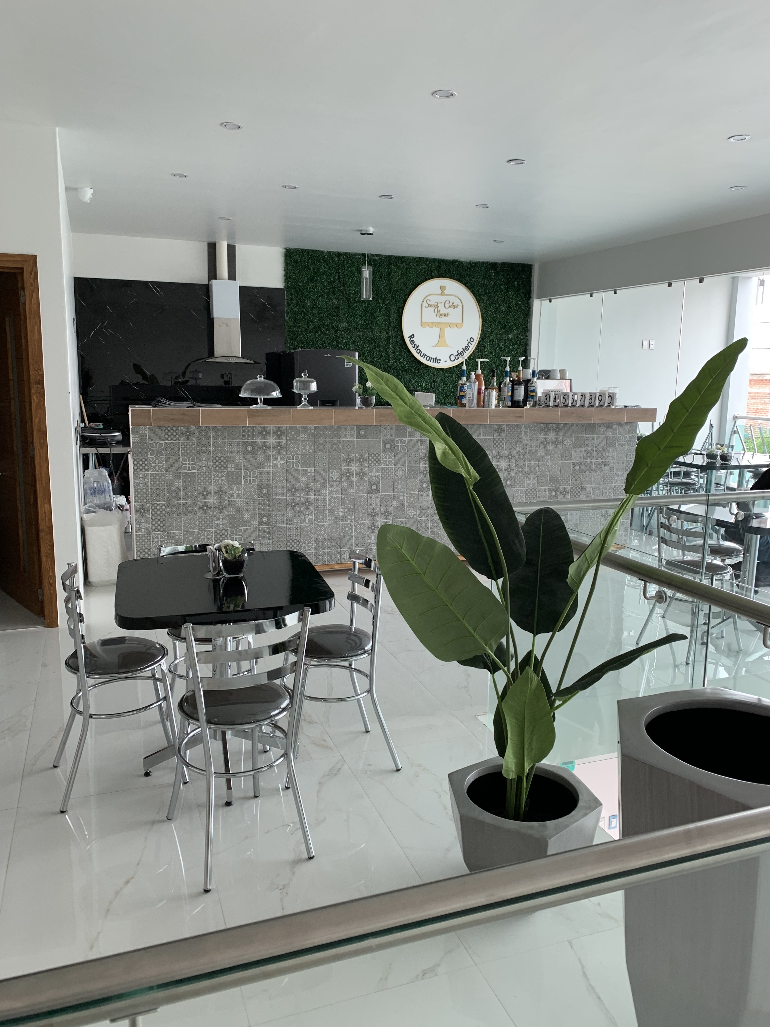 Sweet Cakes Nanis Restaurante image 1