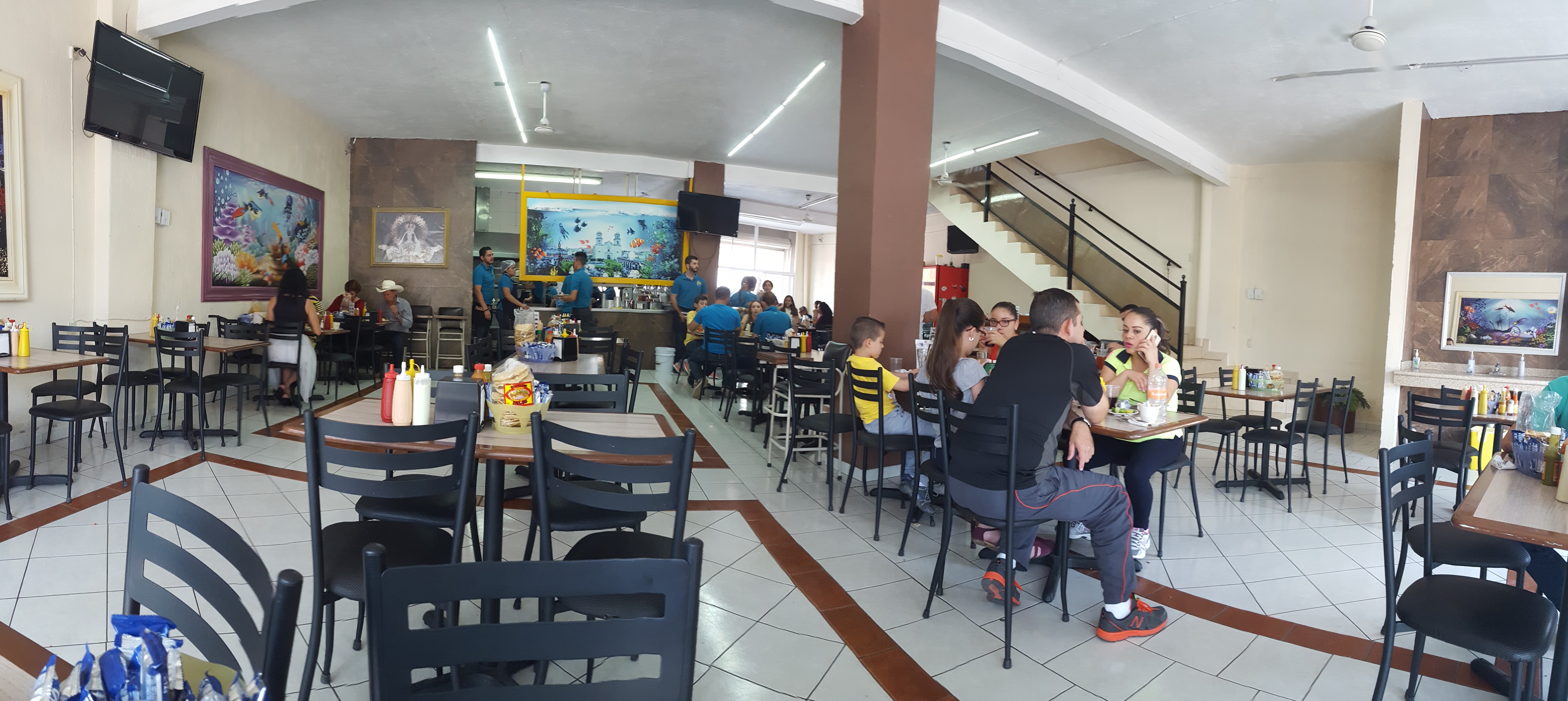 Island Sea Food image 1