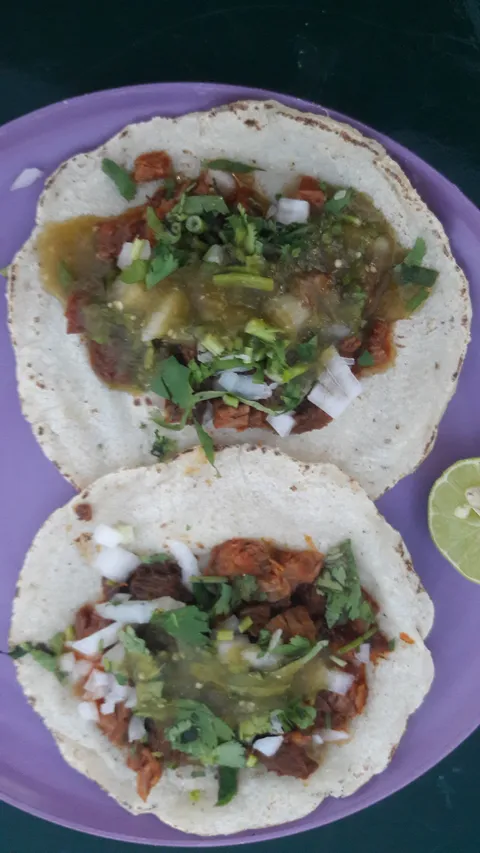 Cenaduria "La gemela" image 3