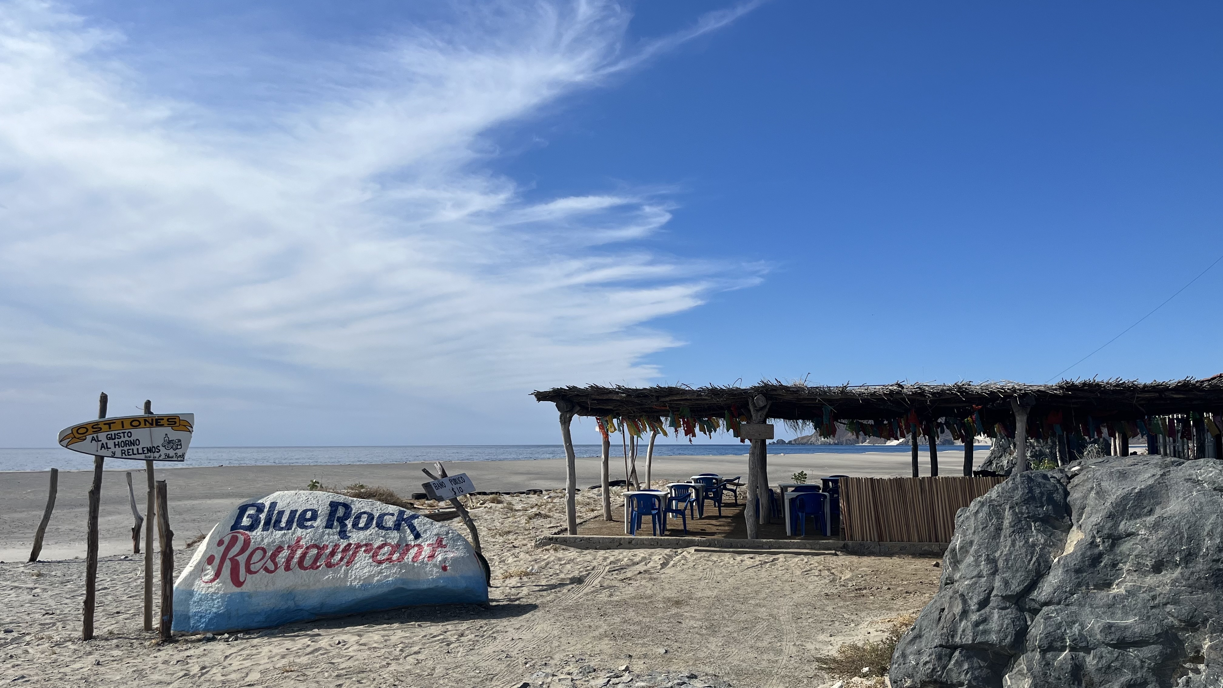 Blue Rock Restaurant & Surf Camp image 5