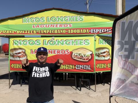 Ricos lonches image 4
