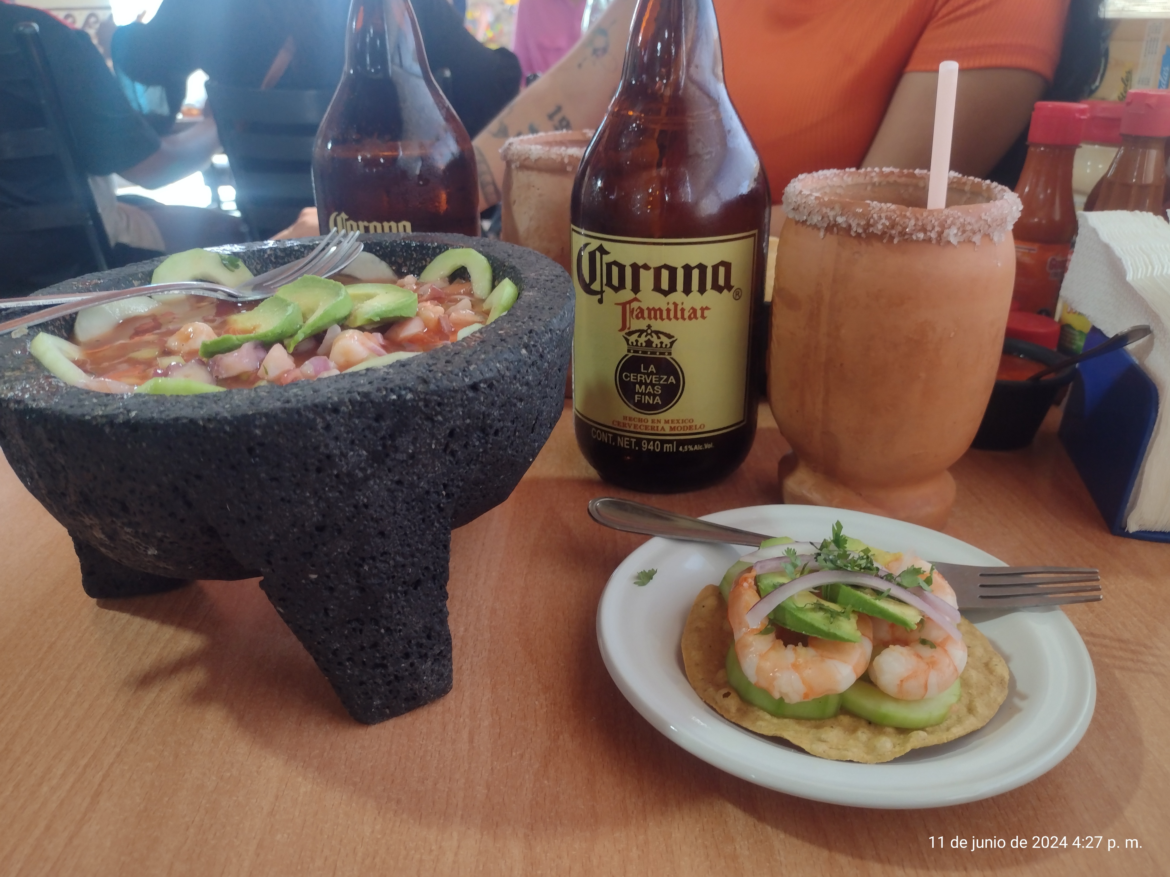 Mariscos el toro image 4