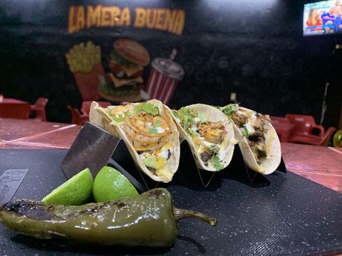 La Mera Buena Restaurant image 4