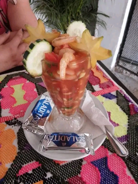 Baruch mariscos & snack image 6