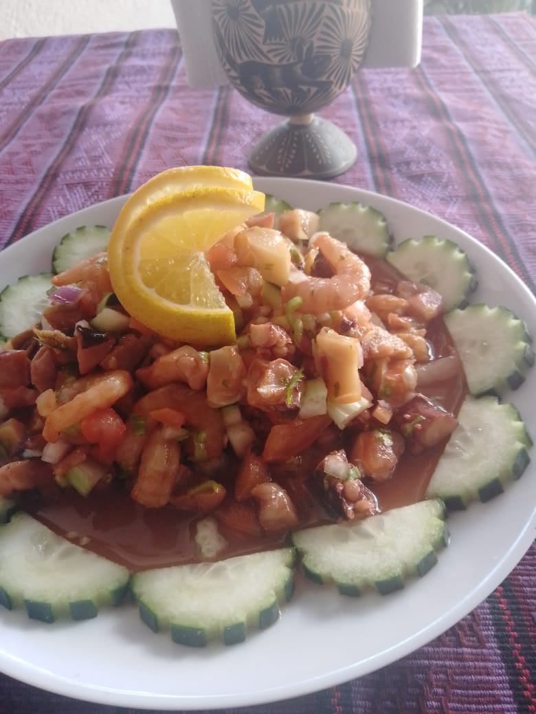 Baruch mariscos & snack image 8