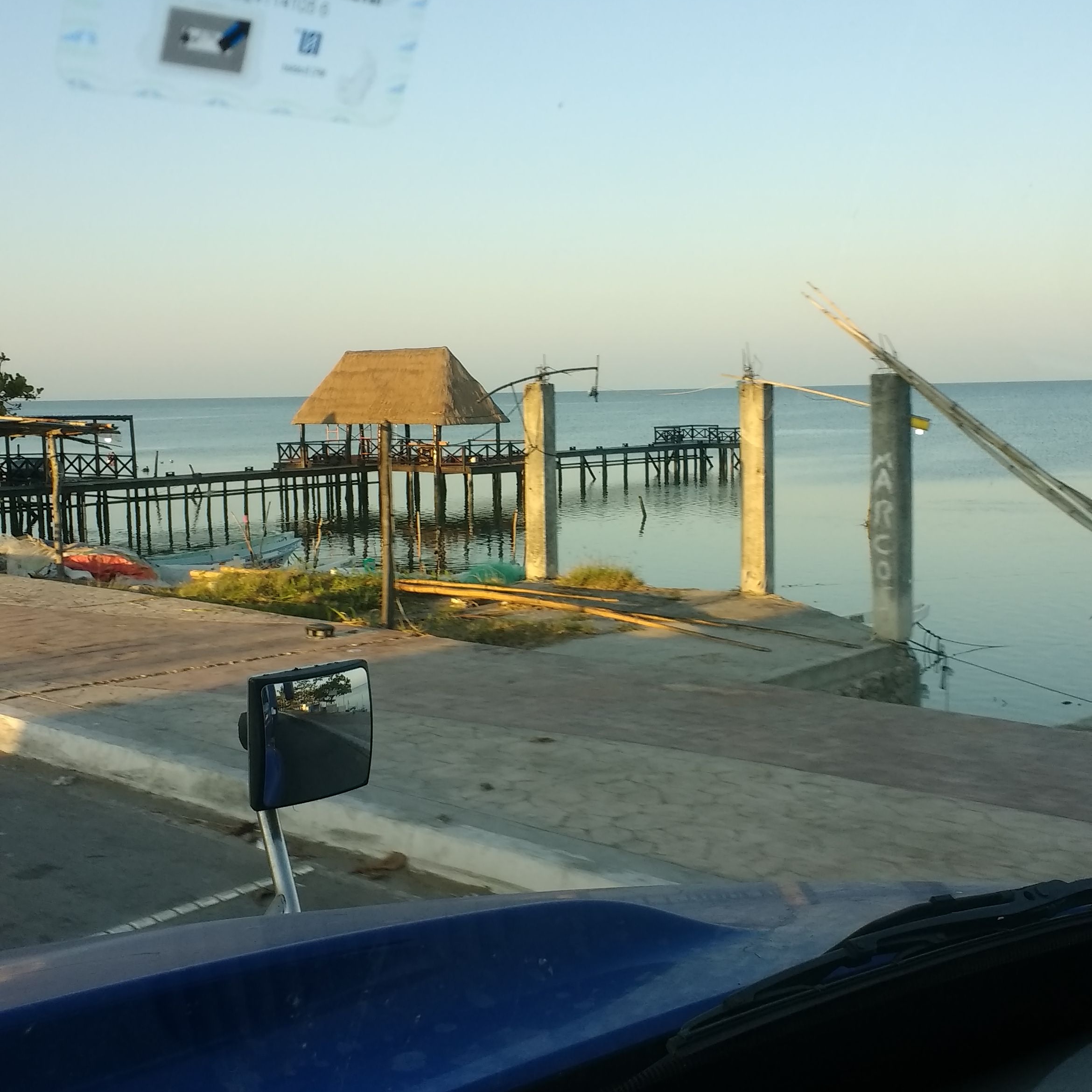 Comedor La Palapa de boby image 8