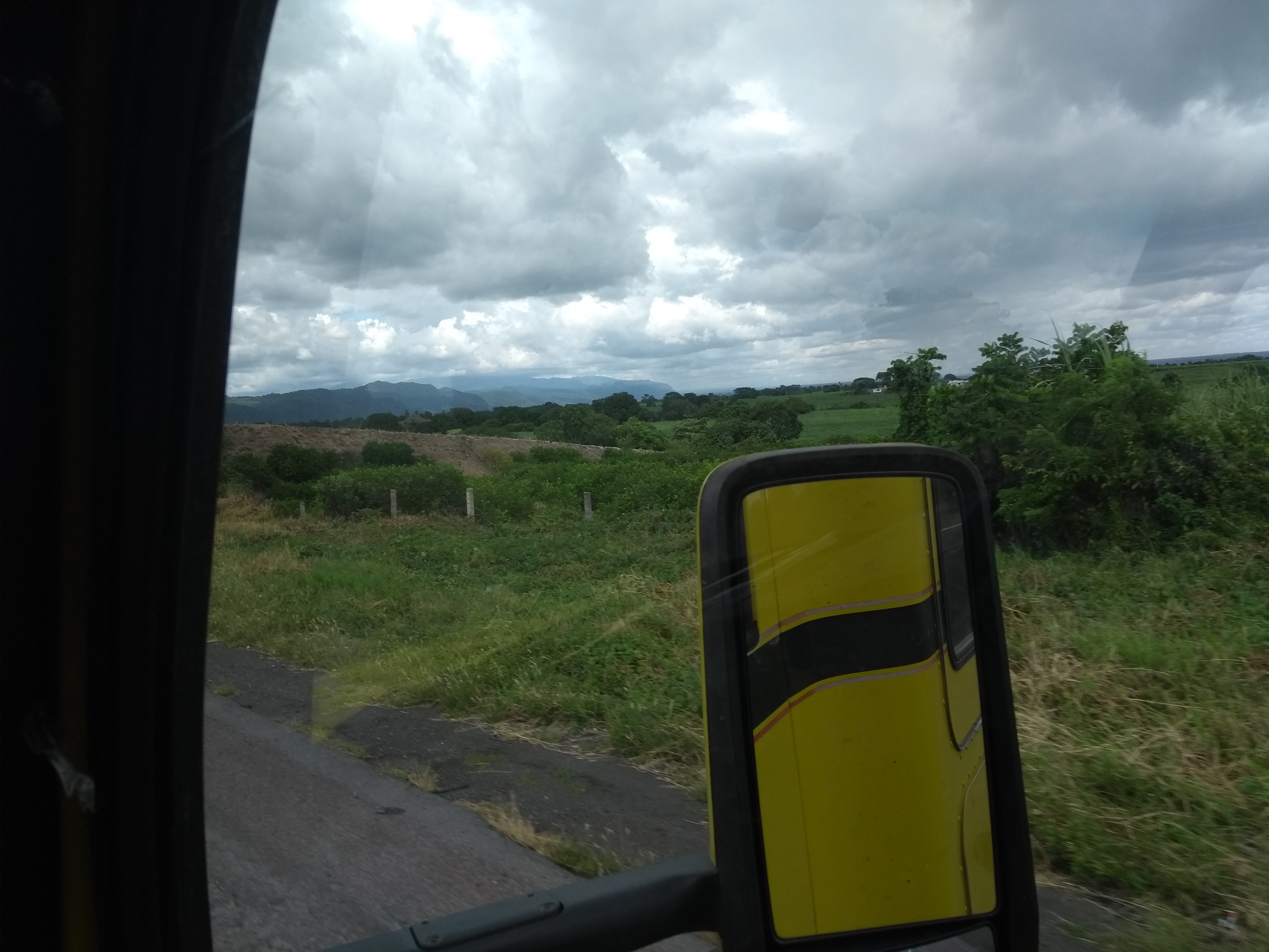 Comedor La Palapa de boby image 10