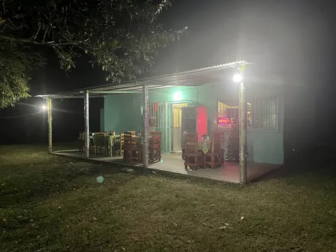 Comedor Lucero image 2