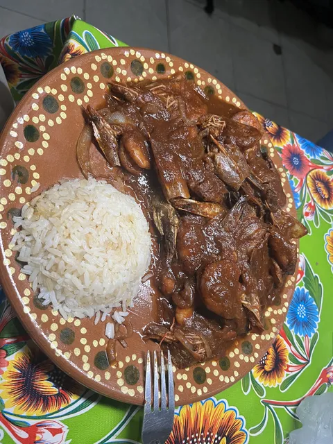 Comedor Lucero image 3