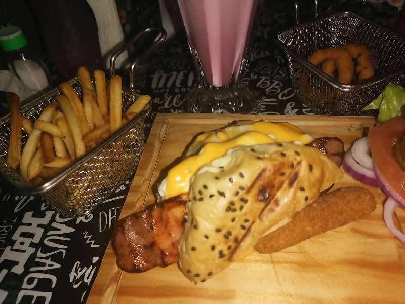 Oasis Burger Place image 5