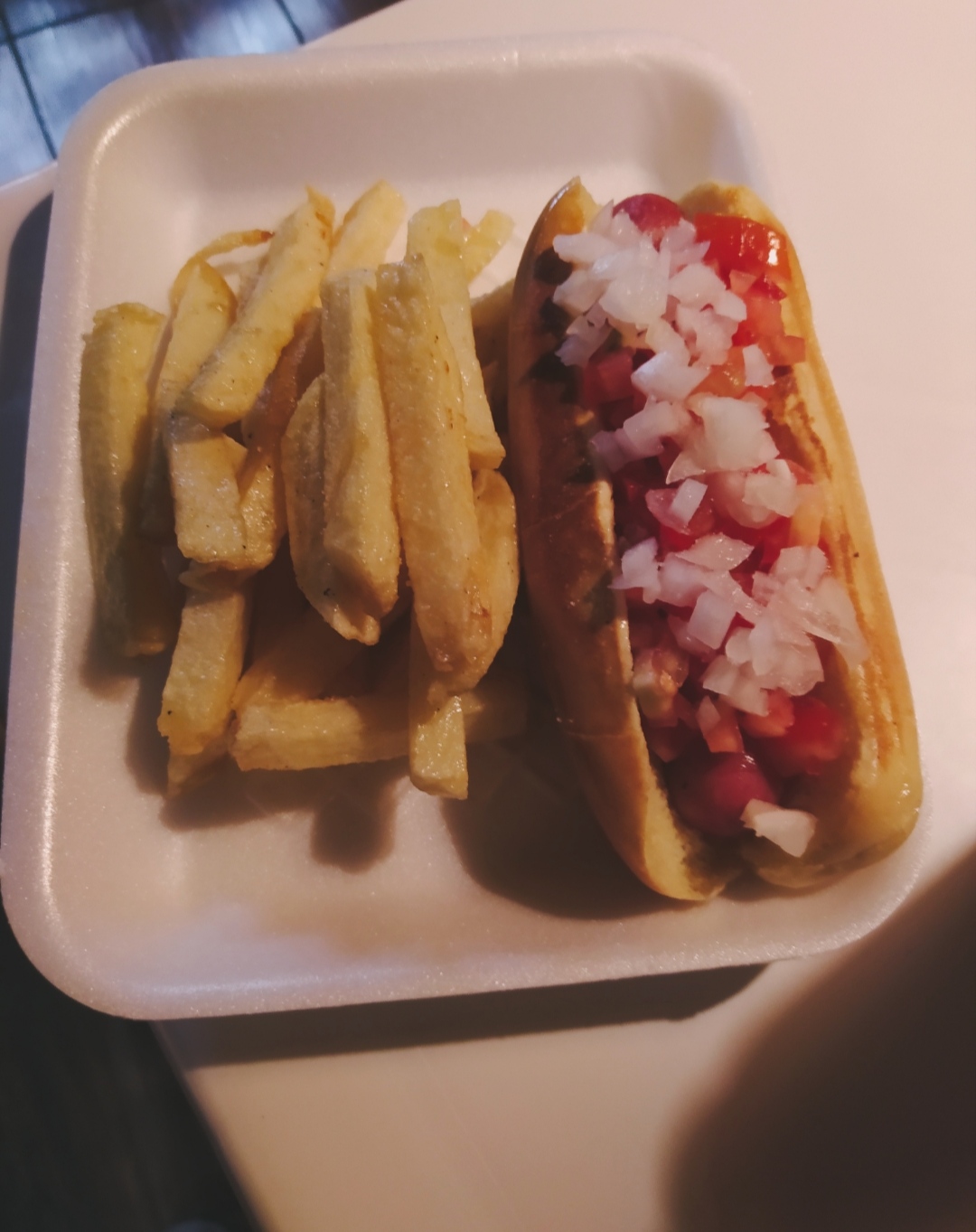 Hamburguesas y Hot Dogs KIRA image 3