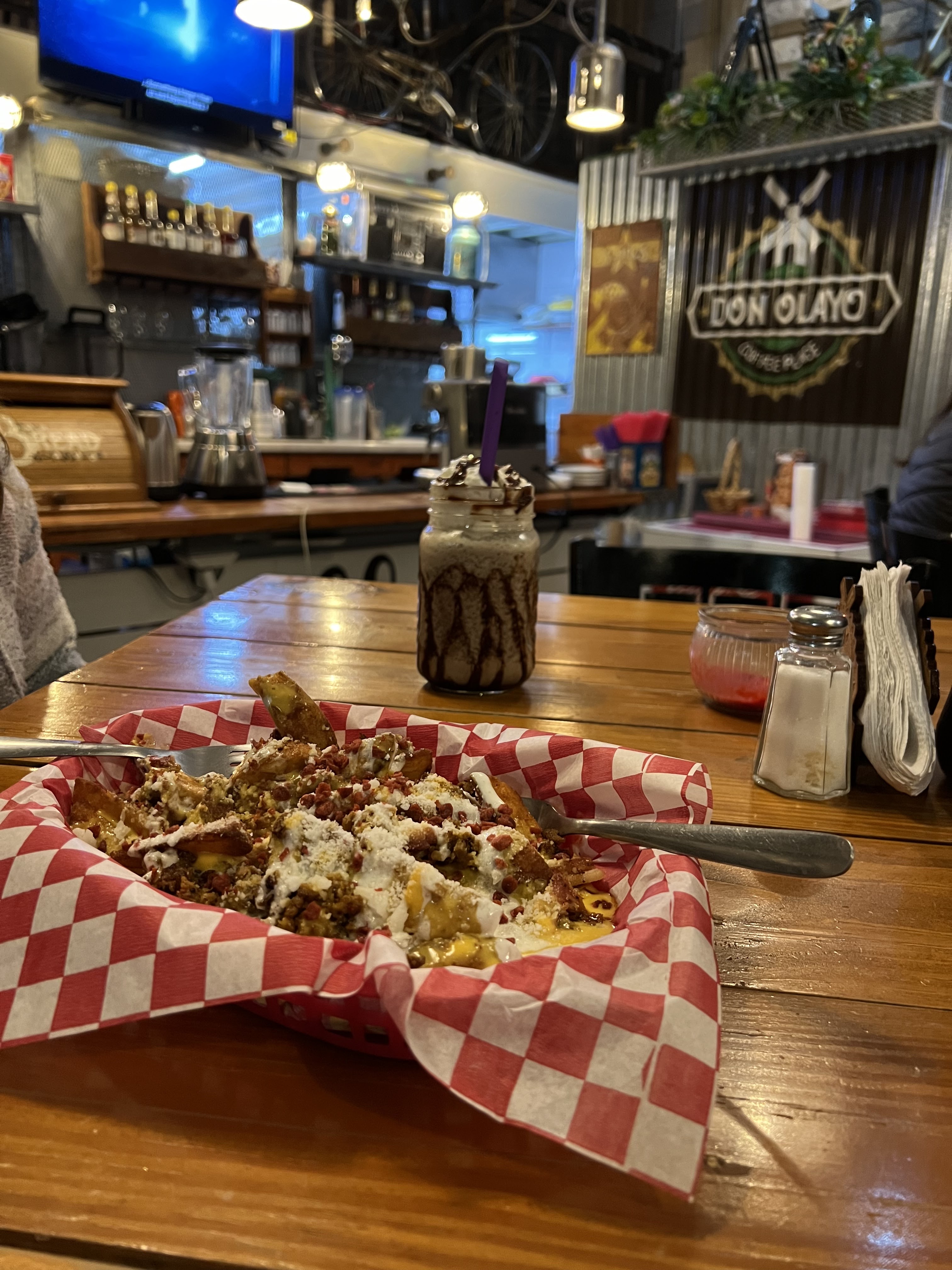 DON OLAYO CAFE image 9