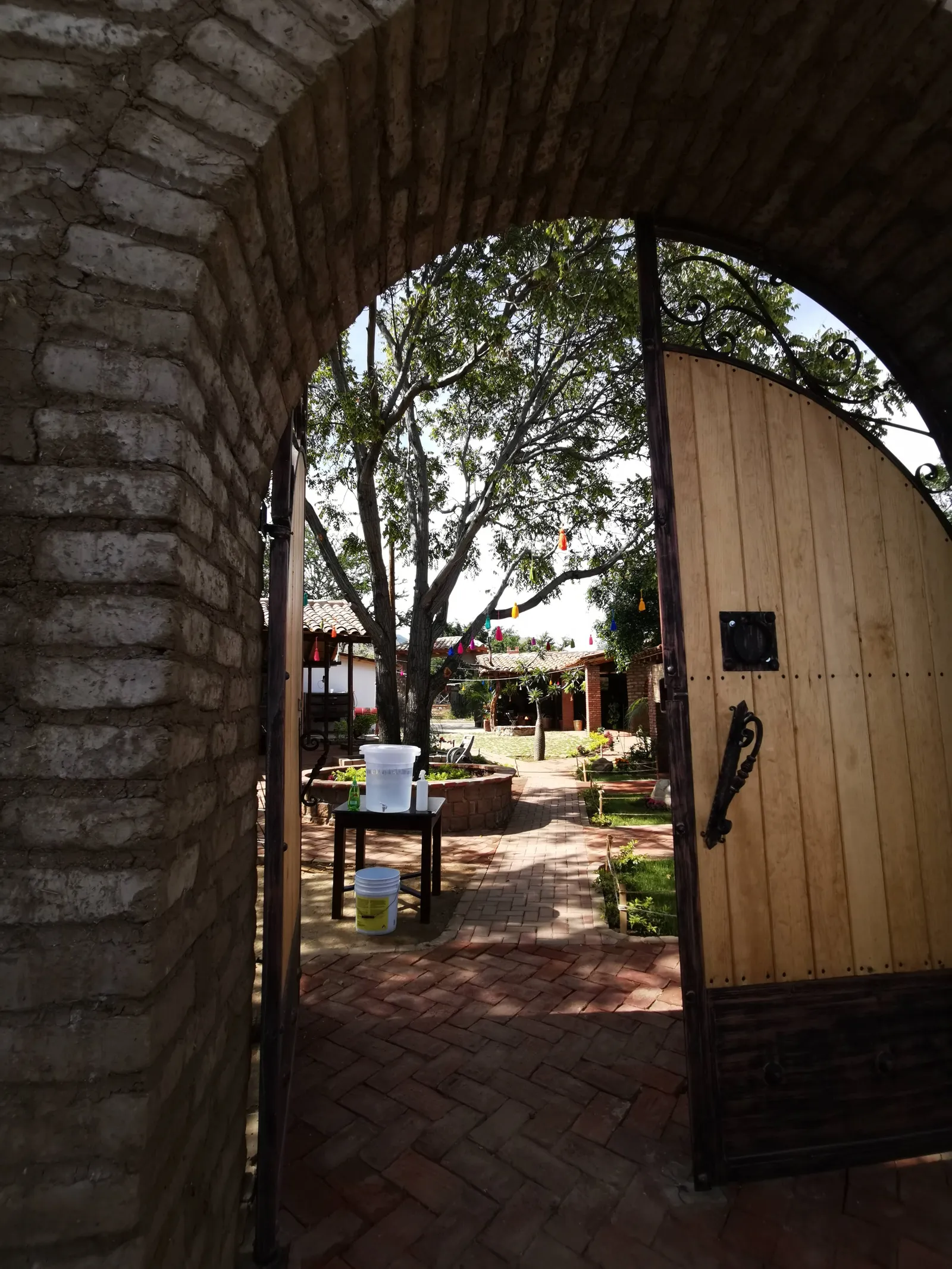 Al Fresco image 8
