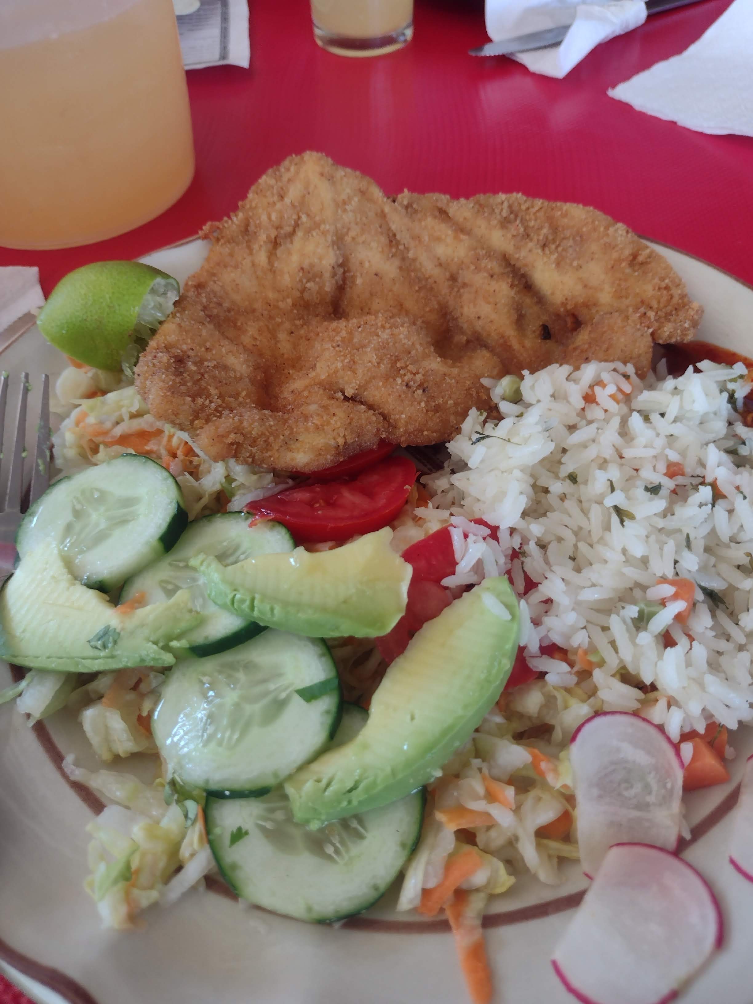 Comedor Familiar San Valentín image 6