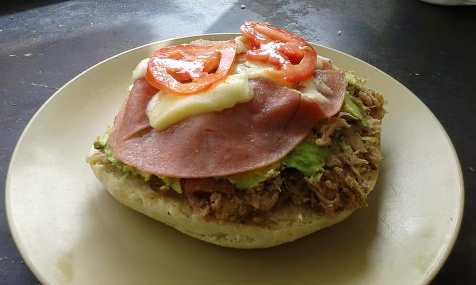 Tortas Y Burritos Neto image 3