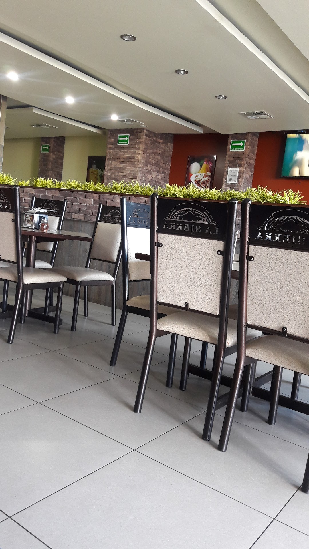 Pizzeria La Sierra image 5