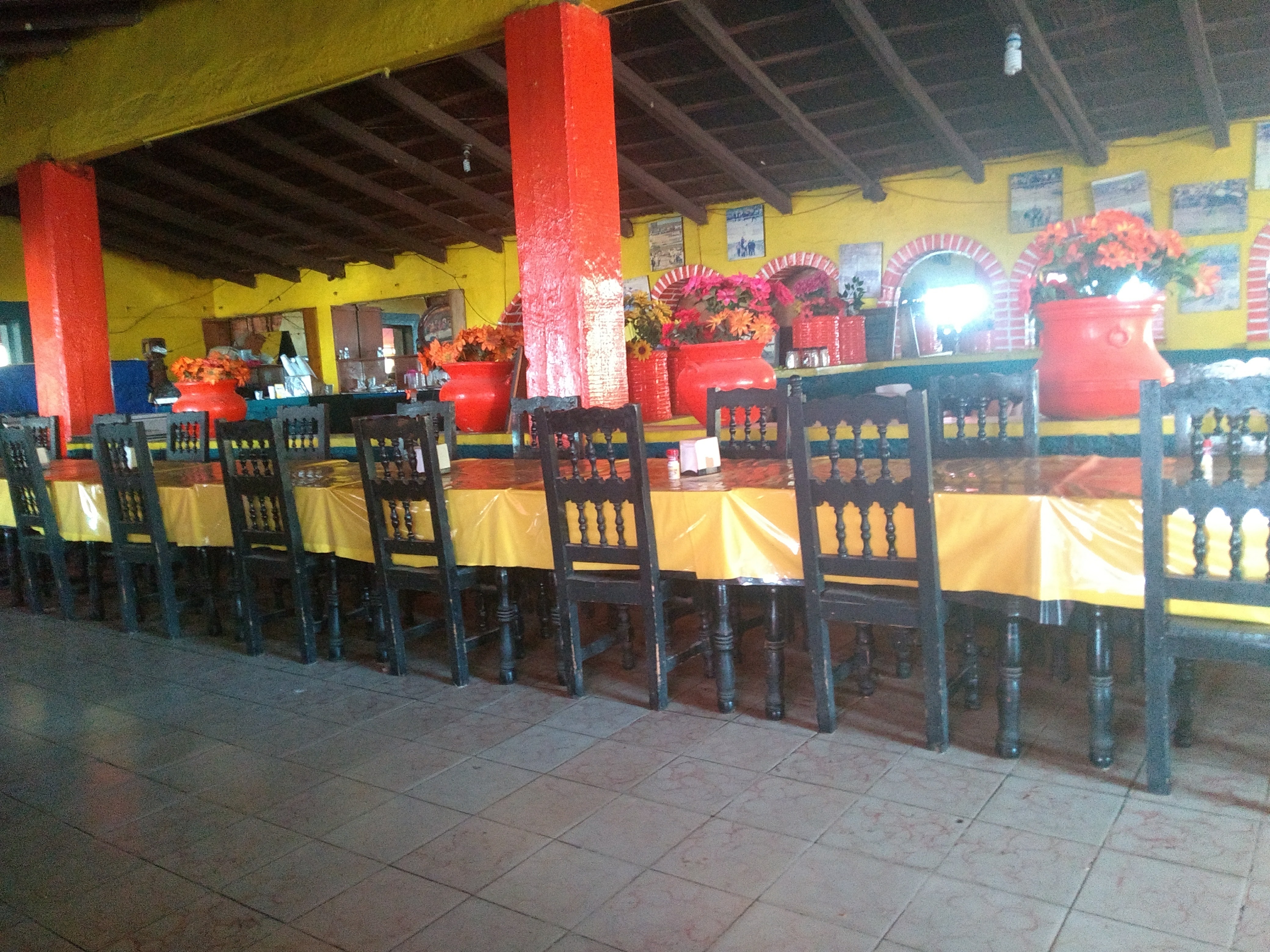 Restaurant - "El Rodeo" image 8