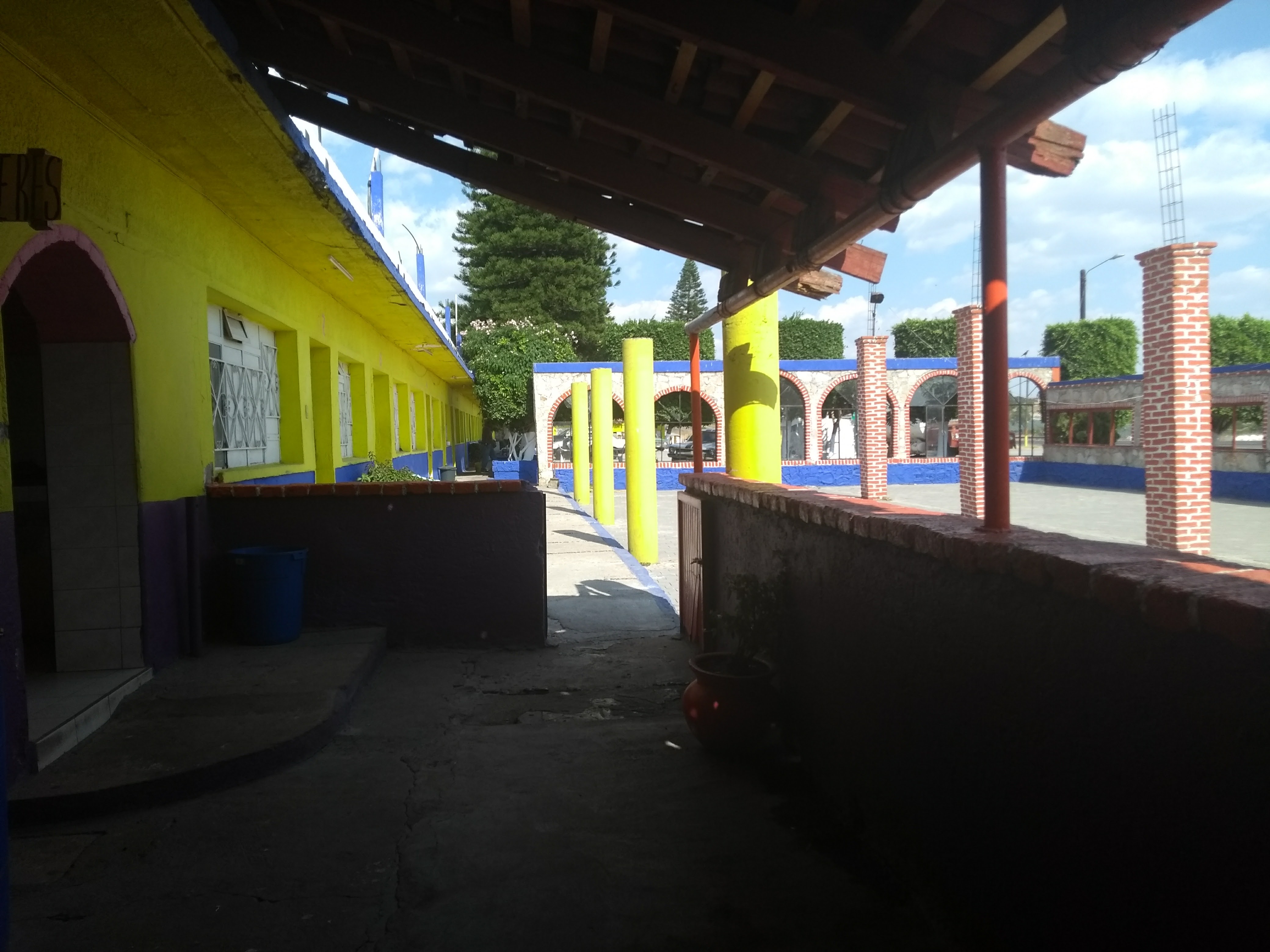 Restaurant - "El Rodeo" image 10