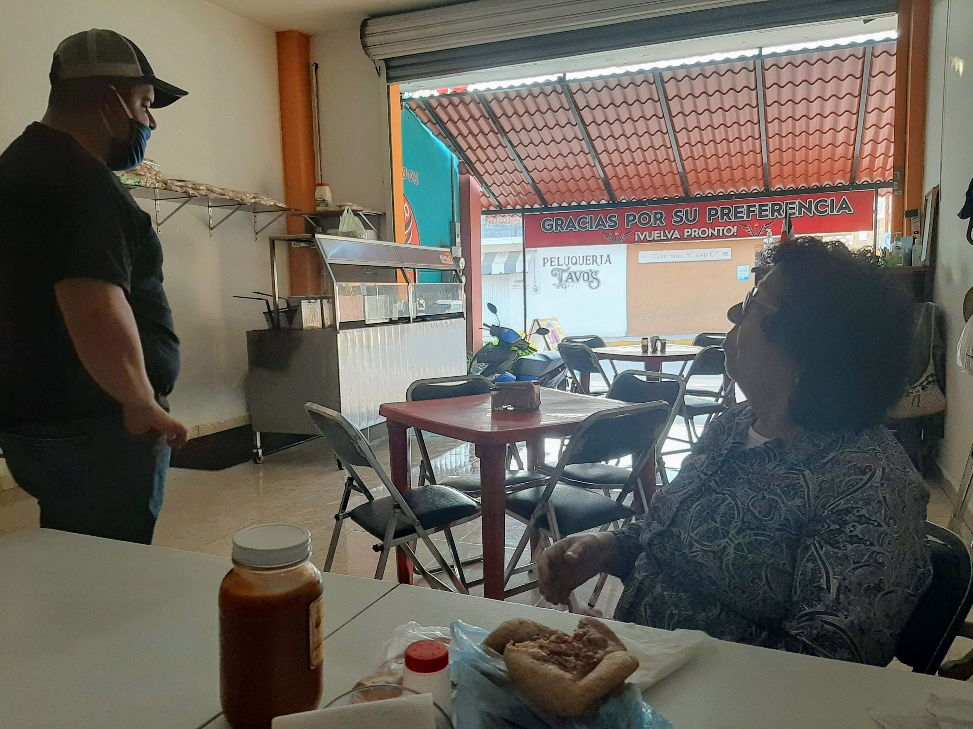 Burgers Wings image 3