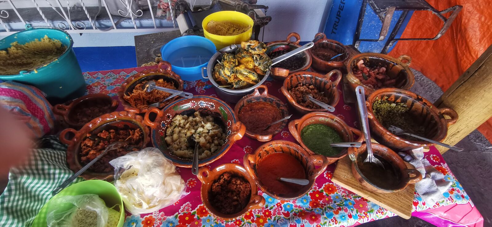 Tlacoyos y quesadillas,tacos de guisado “EL PINO” image 3