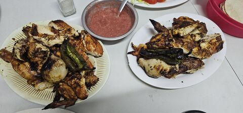 Pollos Asados Landeros image 3