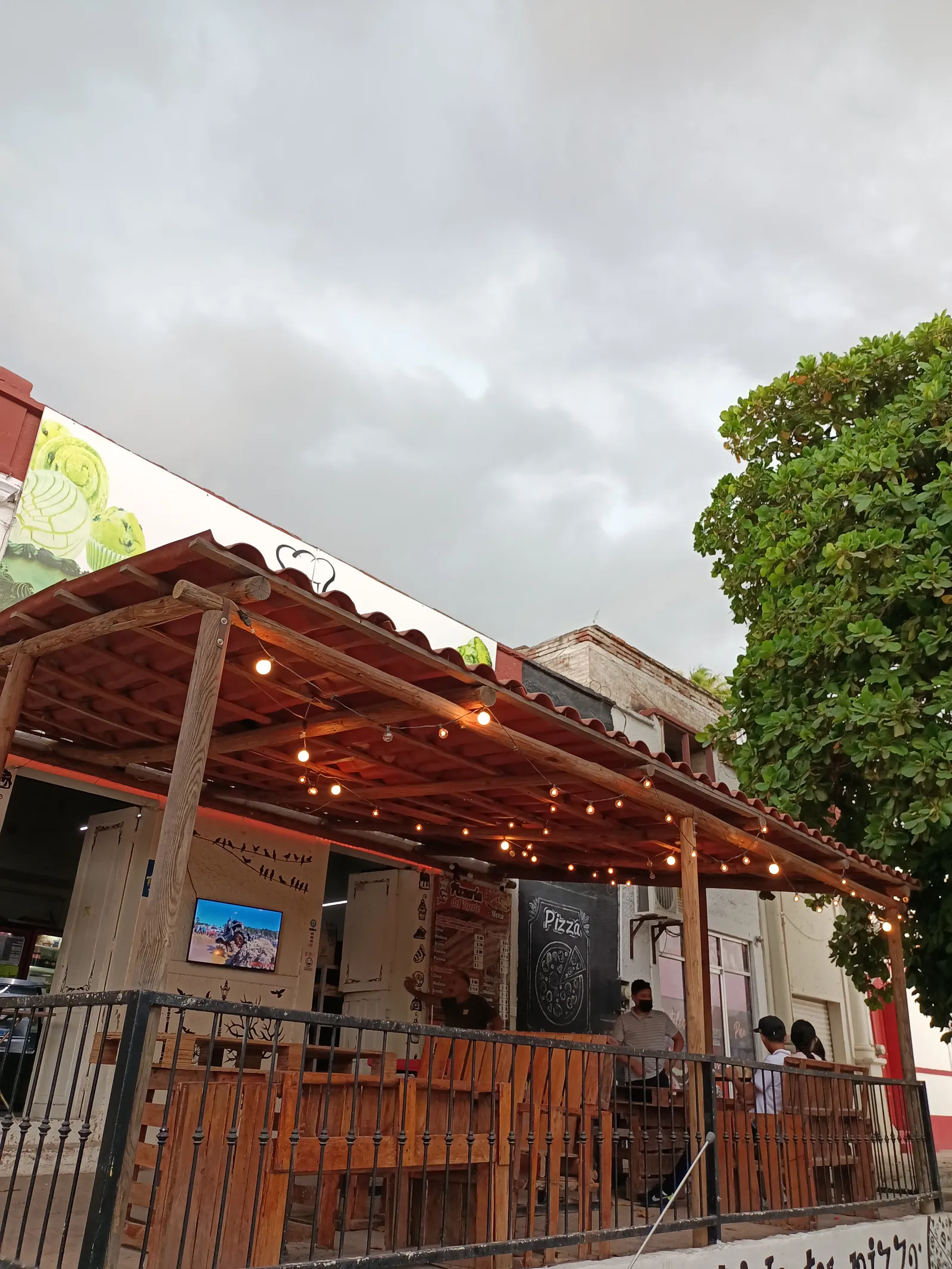 Pasteleria pizzeria y panaderia "papipan"" image 3
