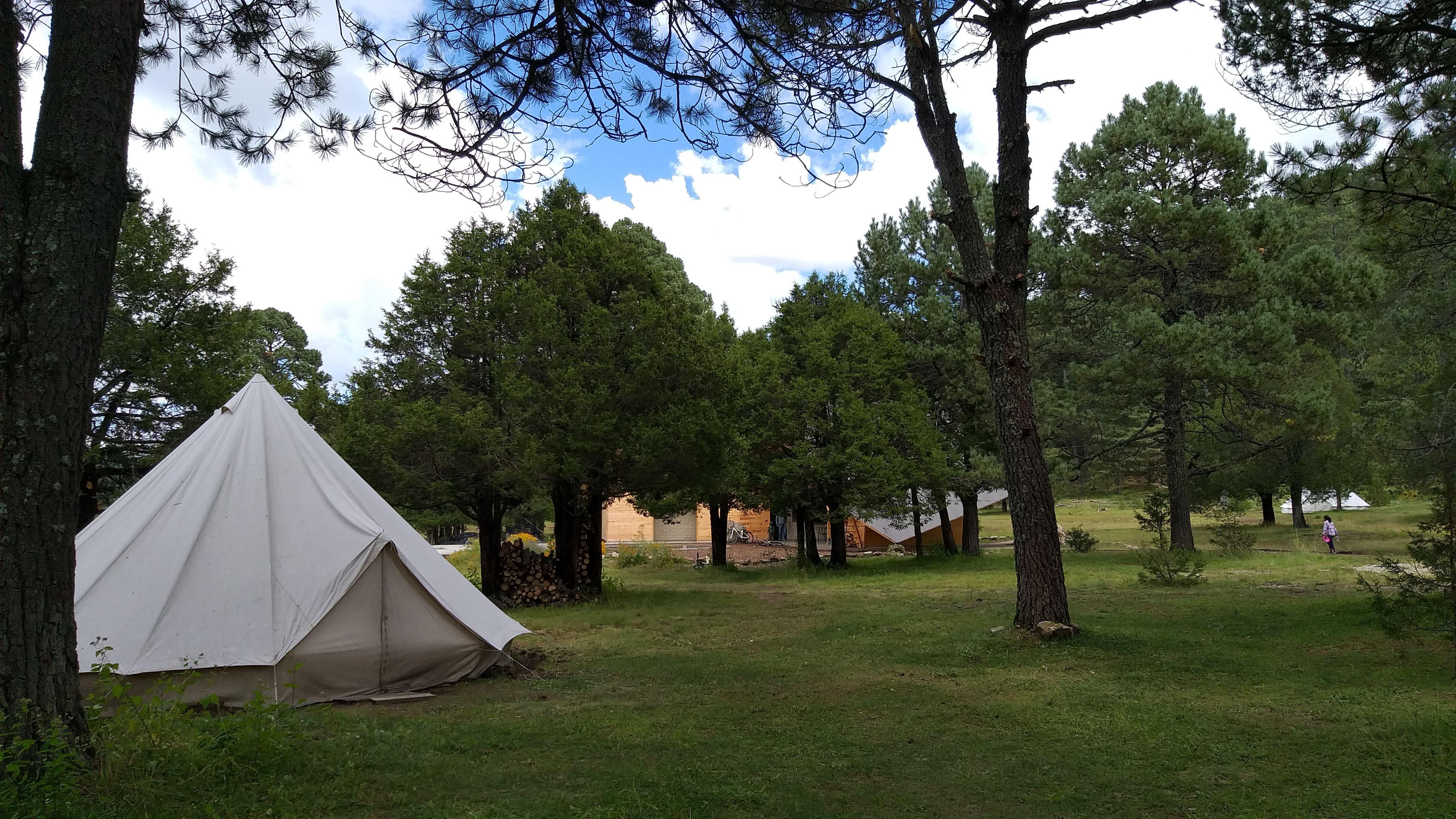 RESTAURANTE DE MONTAÑA - MONKEY LODGE - Parque La Pirámide image 4