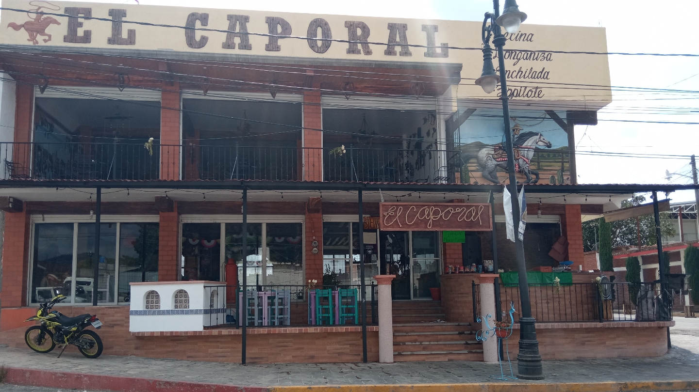 Restauran el caporal image 1