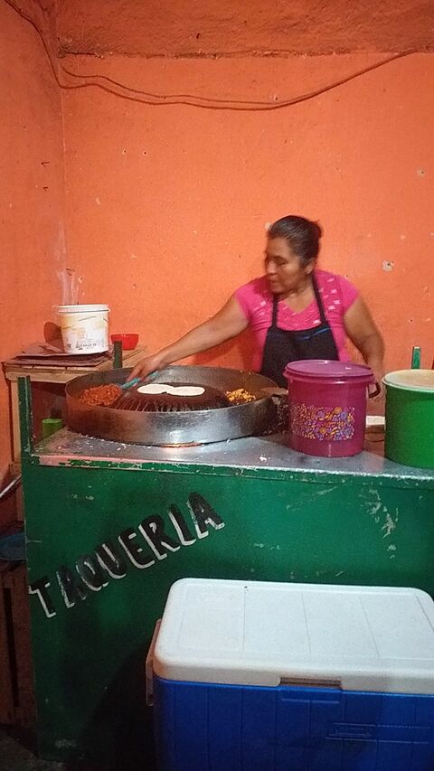 TAQUERIA DOÑA AMPARO image 2