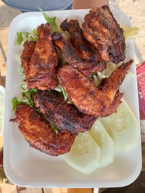 Alitas al carbón chalis image 1