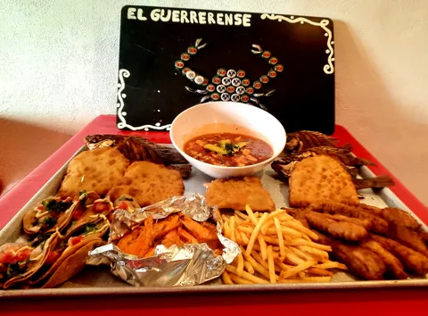 Mariscos el Guerrerense image 2
