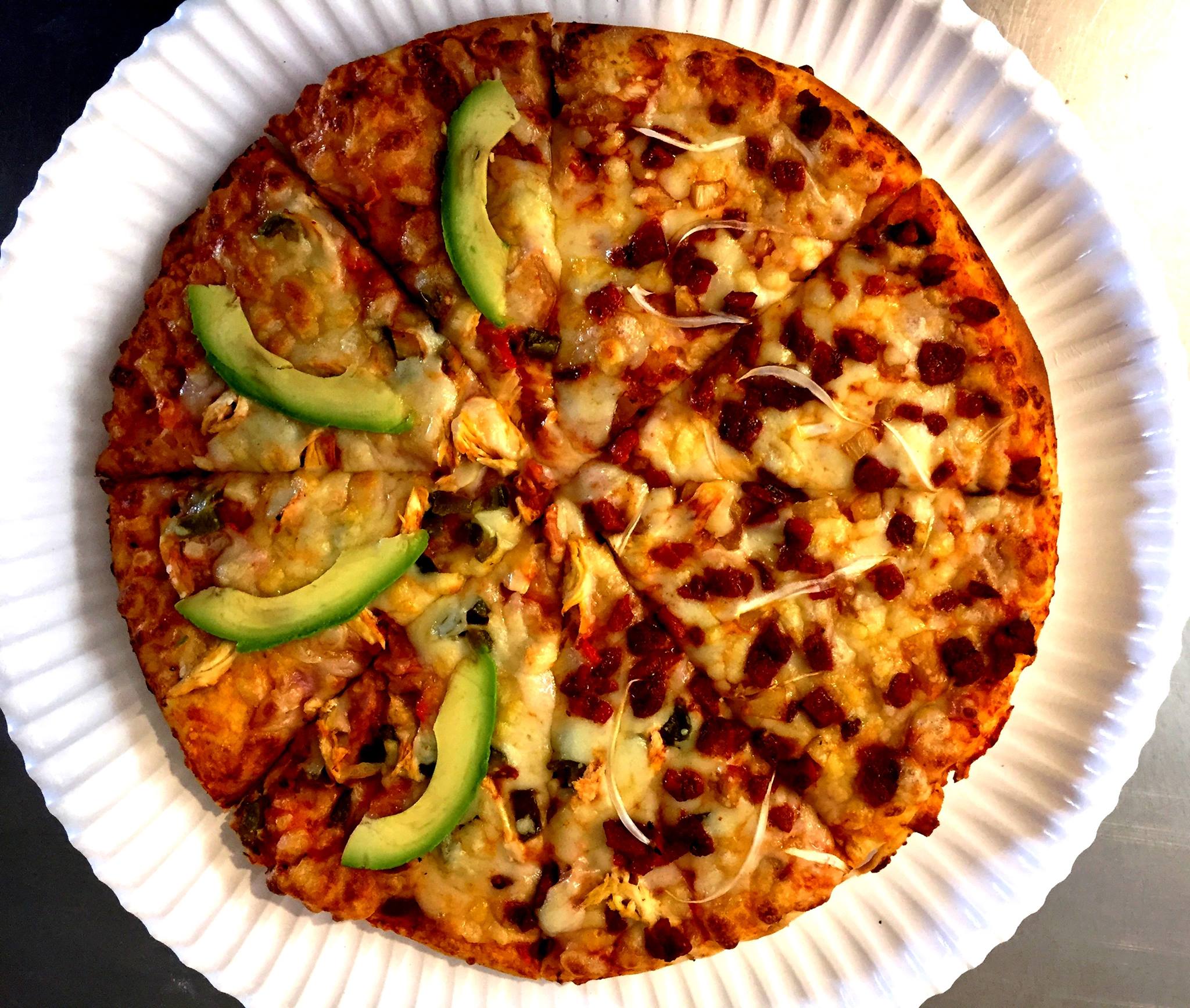 Arli's Pizza image 4