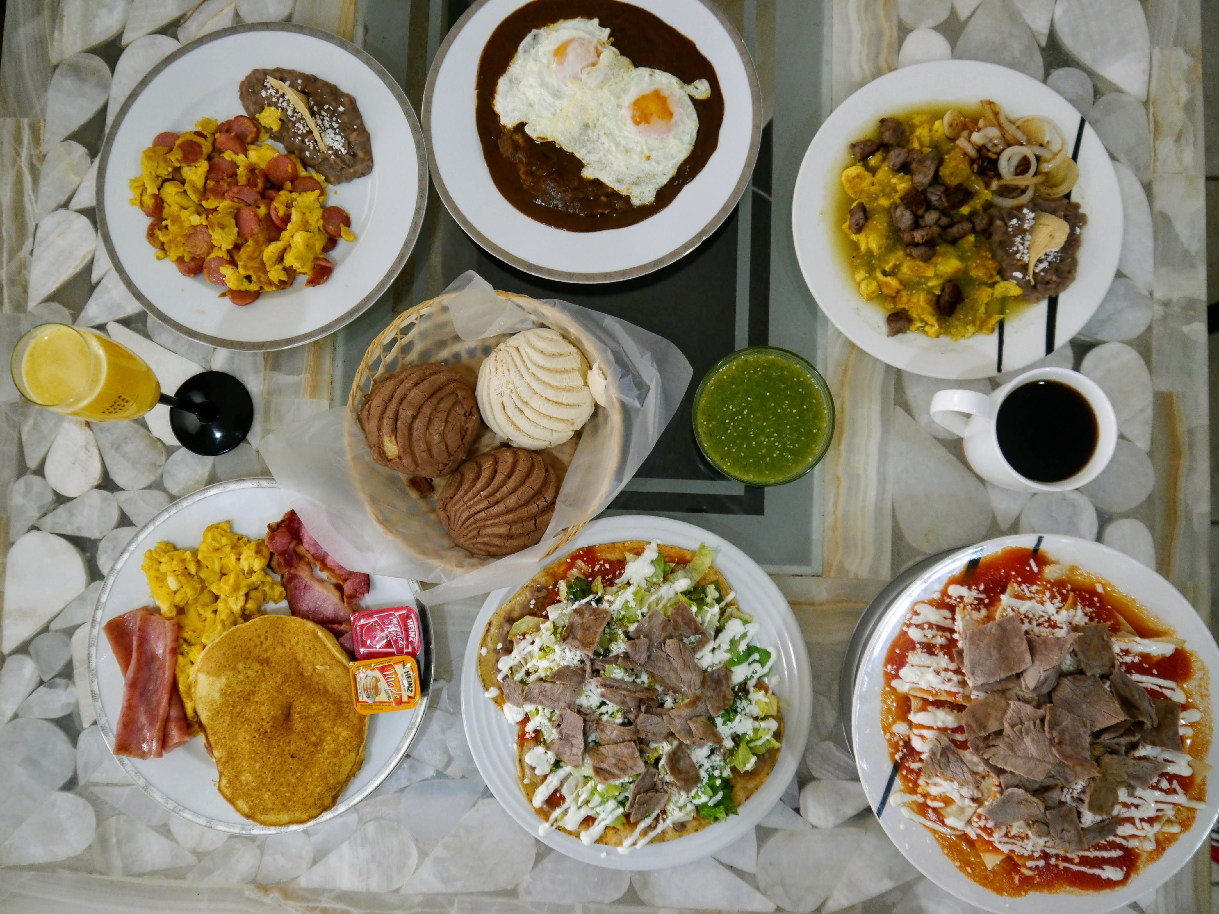 Sin Cuenta? Sombras image 2