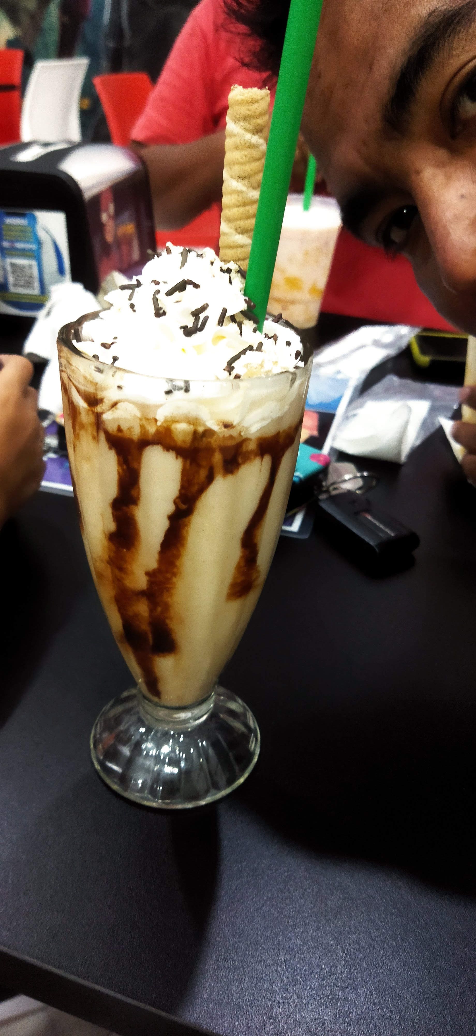 Súper Heroes ( Hamburguesas, frappes y machacados) image 10